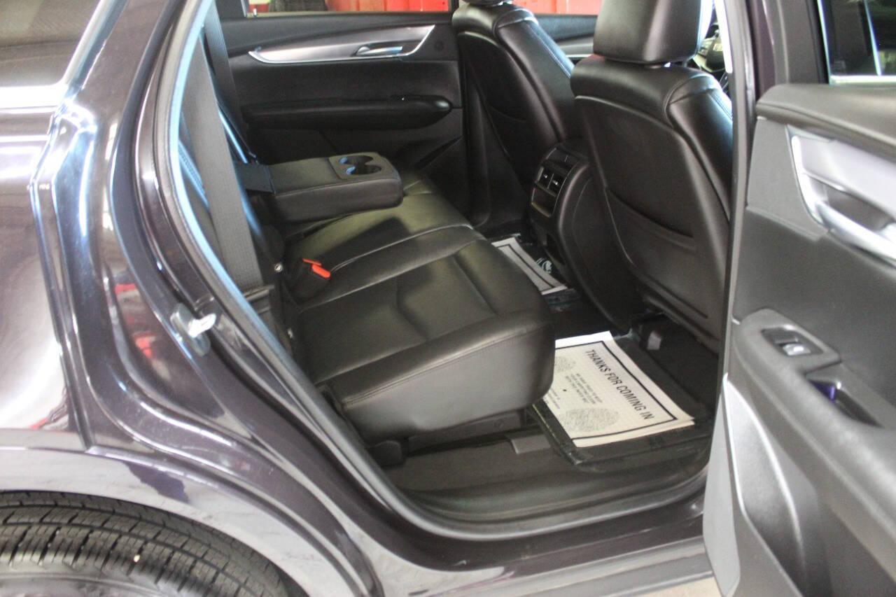 2018 Purple Cadillac XT5 Luxury (1GYKNCRS5JZ) with an 3.6L V6 3.6L V6 engine, Automatic 8-Speed transmission, located at 4301 NW 39th , Oklahoma City, OK, 73112, (405) 949-5600, 35.512135, -97.598671 - NO DRIVERS LICENCE NO-FULL COVERAGE INSURANCE-NO CREDIT CHECK. COME ON OVER TO SUPERSPORTS AND TAKE A LOOK AND TEST DRIVE. PLEASE GIVE US A CALL AT (405) 949-5600. NO LICENSIA DE MANEJAR- NO SEGURO DE COBERTURA TOTAL- NO VERIFICACCION DE CREDITO. POR FAVOR VENGAN A SUPERSPORTS, ECHE UN - Photo#10