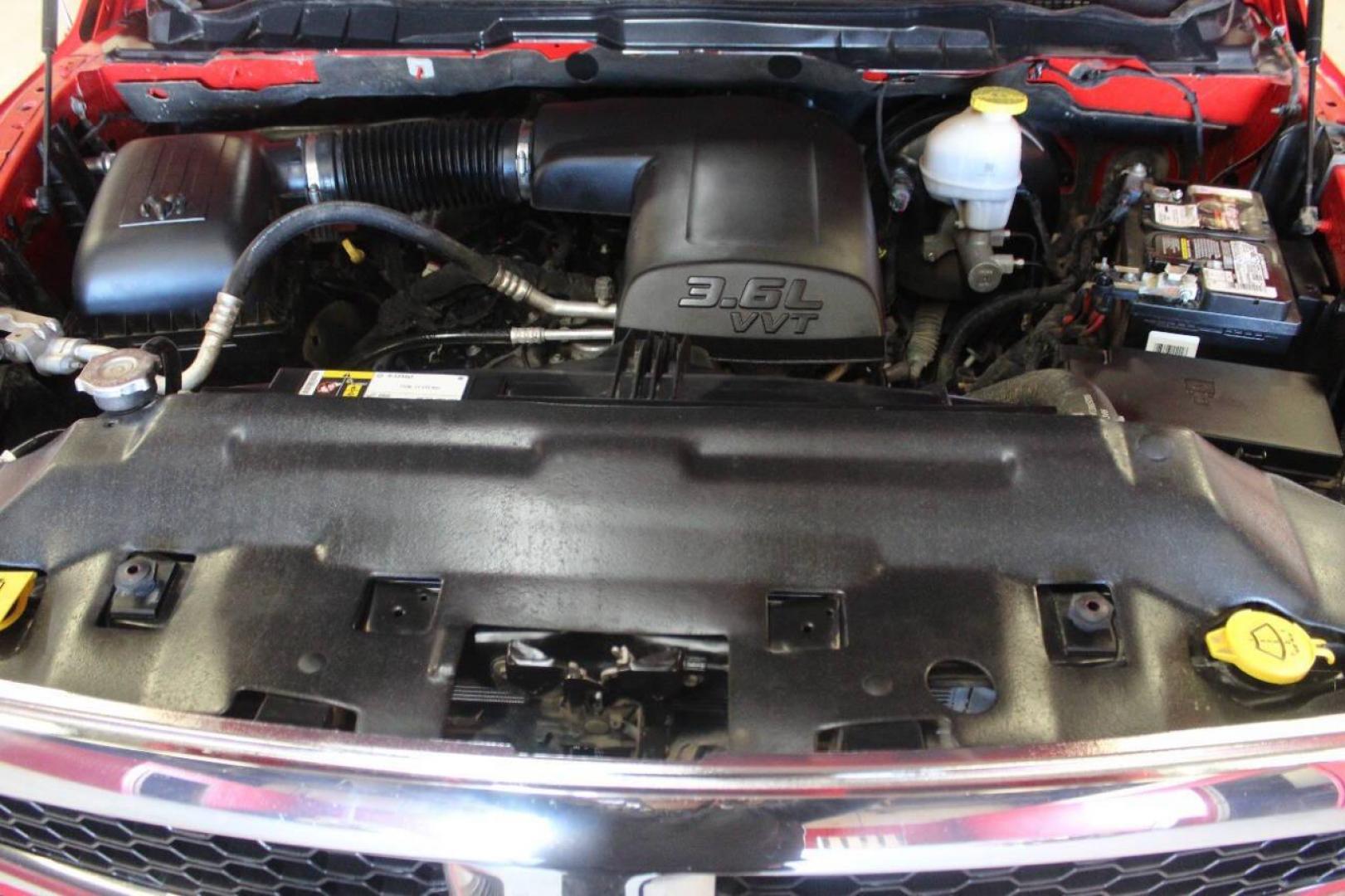 2020 Red RAM 1500 Classic Tradesman Quad Cab 2WD (1C6RR6FG2LS) with an 3.6L V6 DOHC 24V FFV engine, 8A transmission, located at 4301 NW 39th , Oklahoma City, OK, 73112, (405) 949-5600, 35.512135, -97.598671 - NO DRIVERS LICENCE NO-FULL COVERAGE INSURANCE-NO CREDIT CHECK. COME ON OVER TO SUPERSPORTS AND TAKE A LOOK AND TEST DRIVE. PLEASE GIVE US A CALL AT (405) 949-5600. NO LICENSIA DE MANEJAR- NO SEGURO DE COBERTURA TOTAL- NO VERIFICACCION DE CREDITO. POR FAVOR VENGAN A SUPERSPORTS, ECHE UN - Photo#8