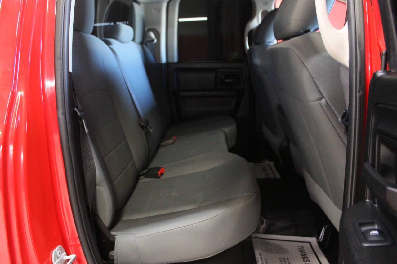 2020 Red RAM 1500 Classic Tradesman Quad Cab 2WD (1C6RR6FG2LS) with an 3.6L V6 DOHC 24V FFV engine, 8A transmission, located at 4301 NW 39th , Oklahoma City, OK, 73112, (405) 949-5600, 35.512135, -97.598671 - NO DRIVERS LICENCE -NO FULL COVERAGE INSURANCE - NO CREDIT CHECK. COME ON OVER TO SUPERSPORTS, TAKE A LOOK AND TEST DRIVE. PLEASE GIVE US A CALL AT (405) 949-5600. NO LICENCIA DE CONDUCIR - NO SEGURO DE COBERTURA TOTAL - NO VERIFICACION DE CREDITO. VISITENOS EN SUPERSPORTS, MIRE NUESTRO - Photo#10