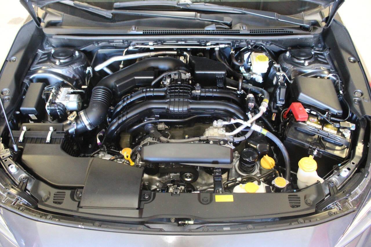 2023 Gray Subaru Impreza 2.0i Premium CVT 5-Door (4S3GTAV65P3) with an 2.0L H4 DOHC 16V engine, CVT transmission, located at 4301 NW 39th , Oklahoma City, OK, 73112, (405) 949-5600, 35.512135, -97.598671 - NO DRIVERS LICENCE -NO FULL COVERAGE INSURANCE - NO CREDIT CHECK. COME ON OVER TO SUPERSPORTS, TAKE A LOOK AND TEST DRIVE. PLEASE GIVE US A CALL AT (405) 949-5600. NO LICENCIA DE CONDUCIR - NO SEGURO DE COBERTURA TOTAL - NO VERIFICACION DE CREDITO. VISITENOS EN SUPERSPORTS, MIRE NUESTRO - Photo#7