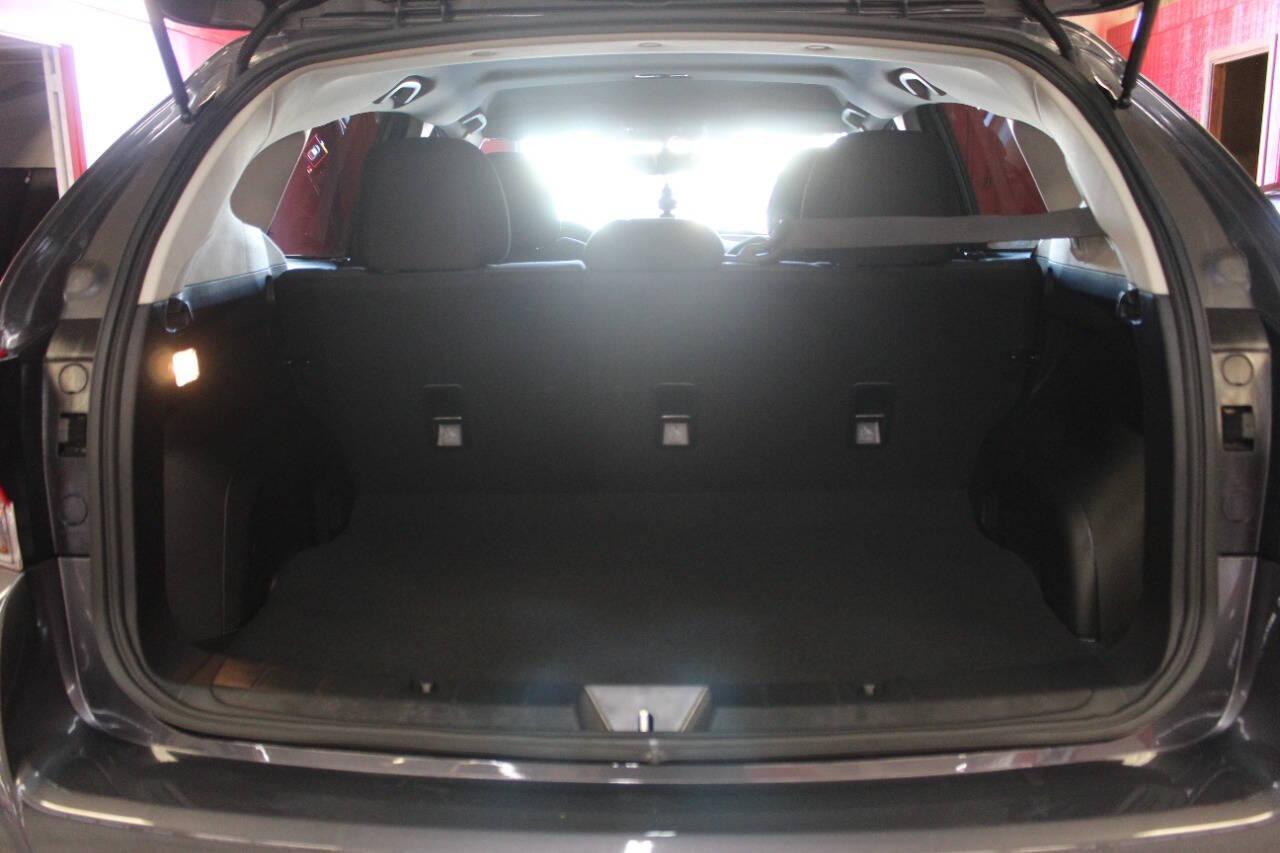 2023 Gray Subaru Impreza 2.0i Premium CVT 5-Door (4S3GTAV65P3) with an 2.0L H4 DOHC 16V engine, CVT transmission, located at 4301 NW 39th , Oklahoma City, OK, 73112, (405) 949-5600, 35.512135, -97.598671 - NO DRIVERS LICENCE -NO FULL COVERAGE INSURANCE - NO CREDIT CHECK. COME ON OVER TO SUPERSPORTS, TAKE A LOOK AND TEST DRIVE. PLEASE GIVE US A CALL AT (405) 949-5600. NO LICENCIA DE CONDUCIR - NO SEGURO DE COBERTURA TOTAL - NO VERIFICACION DE CREDITO. VISITENOS EN SUPERSPORTS, MIRE NUESTRO - Photo#12