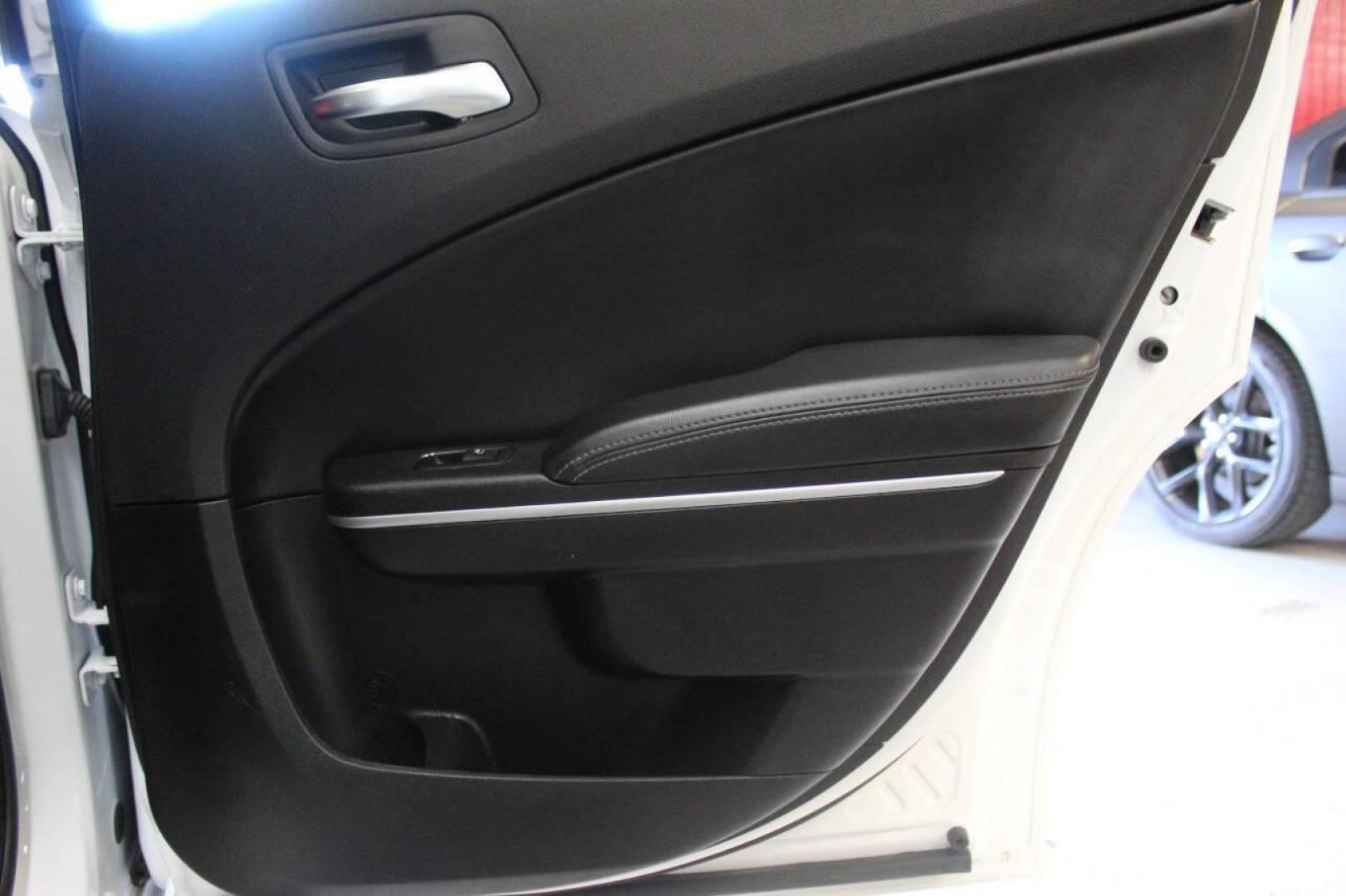 2022 White Dodge Charger SXT (2C3CDXBG6NH) with an 3.6L V6 DOHC 24V engine, 8A transmission, located at 4301 NW 39th , Oklahoma City, OK, 73112, (405) 949-5600, 35.512135, -97.598671 - NO DRIVERS LICENCE NO-FULL COVERAGE INSURANCE-NO CREDIT CHECK. COME ON OVER TO SUPERSPORTS AND TAKE A LOOK AND TEST DRIVE. PLEASE GIVE US A CALL AT (405) 949-5600. NO LICENSIA DE MANEJAR- NO SEGURO DE COBERTURA TOTAL- NO VERIFICACCION DE CREDITO. POR FAVOR VENGAN A SUPERSPORTS, ECHE UN - Photo#12