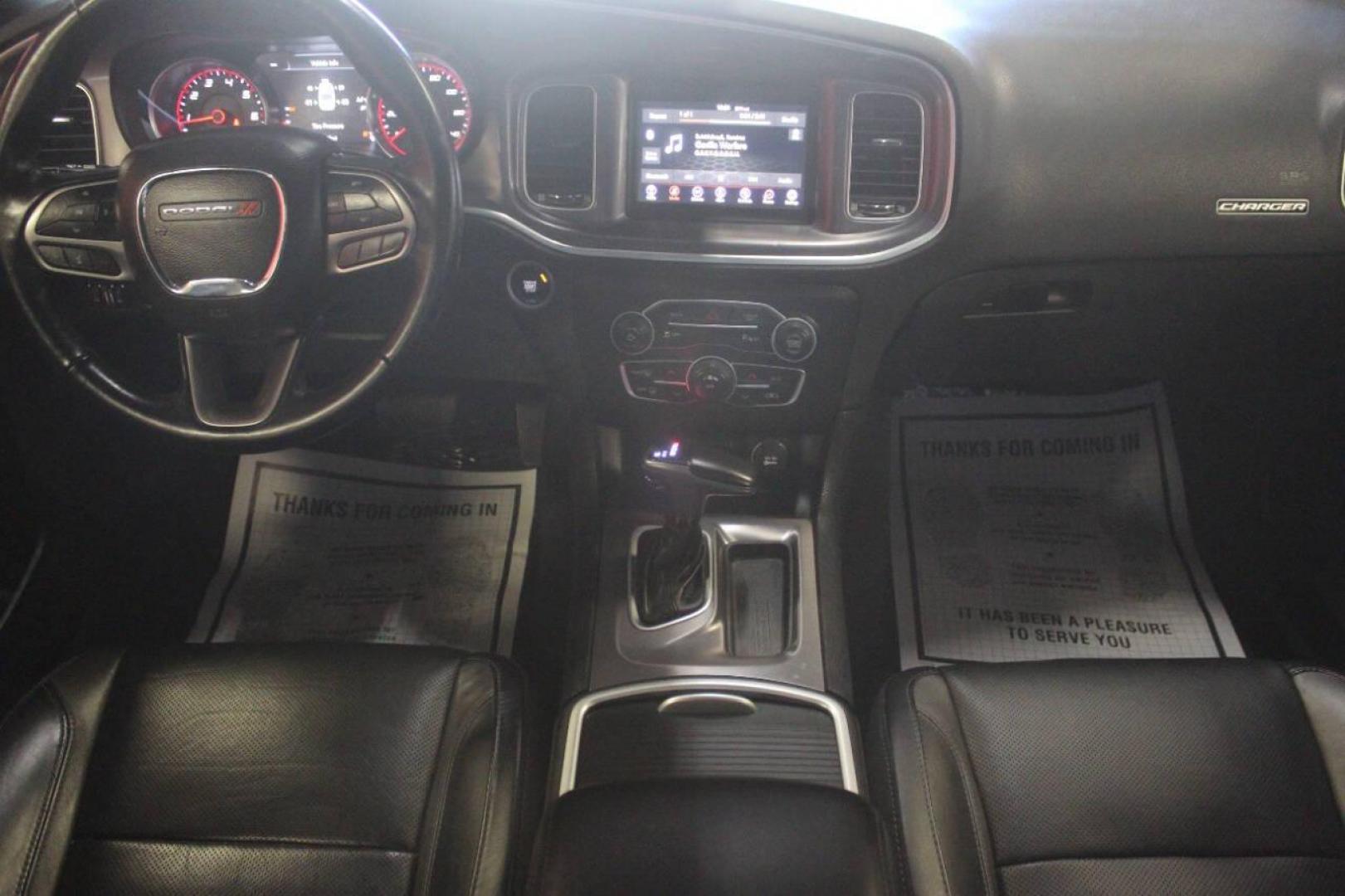 2022 White Dodge Charger SXT (2C3CDXBG6NH) with an 3.6L V6 DOHC 24V engine, 8A transmission, located at 4301 NW 39th , Oklahoma City, OK, 73112, (405) 949-5600, 35.512135, -97.598671 - NO DRIVERS LICENCE NO-FULL COVERAGE INSURANCE-NO CREDIT CHECK. COME ON OVER TO SUPERSPORTS AND TAKE A LOOK AND TEST DRIVE. PLEASE GIVE US A CALL AT (405) 949-5600. NO LICENSIA DE MANEJAR- NO SEGURO DE COBERTURA TOTAL- NO VERIFICACCION DE CREDITO. POR FAVOR VENGAN A SUPERSPORTS, ECHE UN - Photo#18