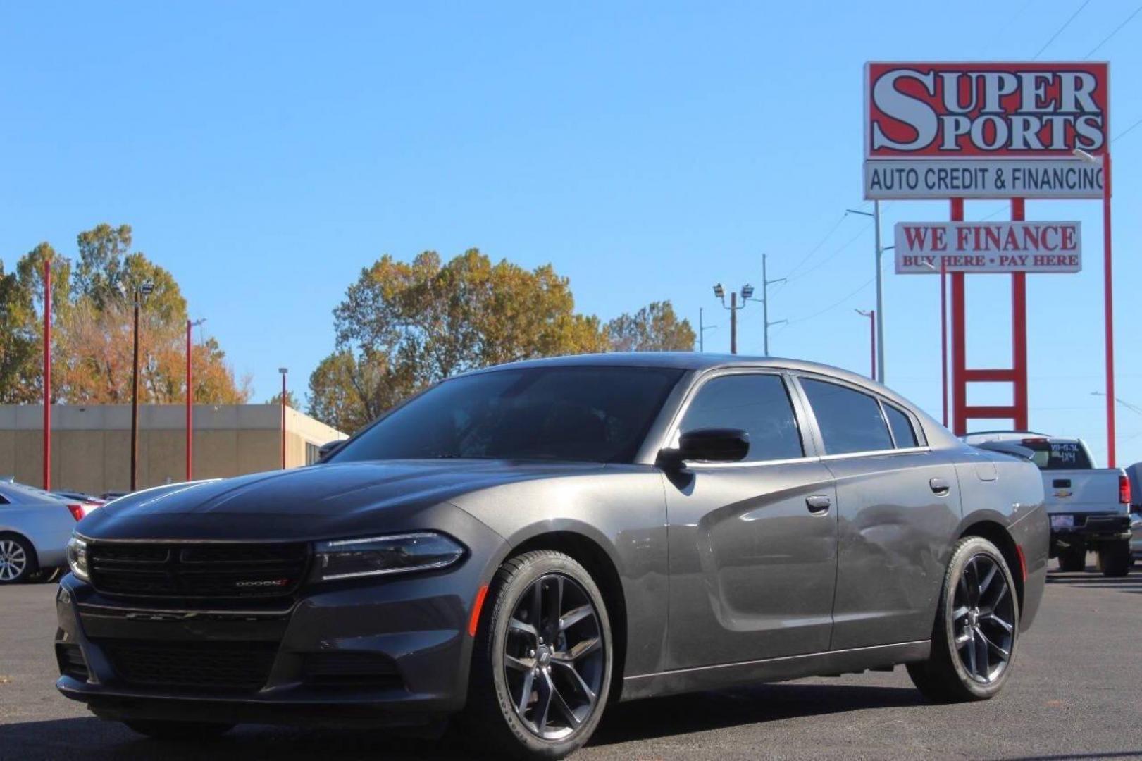2023 Gray Dodge Charger SXT (2C3CDXBG4PH) with an 3.6L V6 DOHC 24V engine, 8A transmission, located at 4301 NW 39th , Oklahoma City, OK, 73112, (405) 949-5600, 35.512135, -97.598671 - NO DRIVERS LICENCE -NO FULL COVERAGE INSURANCE - NO CREDIT CHECK. COME ON OVER TO SUPERSPORTS, TAKE A LOOK AND TEST DRIVE. PLEASE GIVE US A CALL AT (405) 949-5600. NO LICENCIA DE CONDUCIR - NO SEGURO DE COBERTURA TOTAL - NO VERIFICACION DE CREDITO. VISITENOS EN SUPERSPORTS, MIRE NUESTRO - Photo#7
