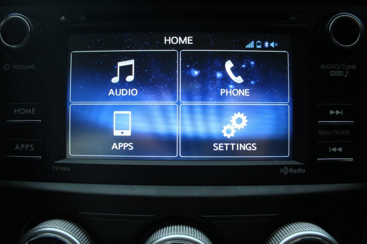 2018 Silver Subaru Forester 2.5i Premium PZEV CVT (JF2SJABC1JH) with an 2.5L H4 SOHC 16V engine, CVT transmission, located at 4301 NW 39th , Oklahoma City, OK, 73112, (405) 949-5600, 35.512135, -97.598671 - NO DRIVERS LICENCE -NO FULL COVERAGE INSURANCE - NO CREDIT CHECK. COME ON OVER TO SUPERSPORTS, TAKE A LOOK AND TEST DRIVE. PLEASE GIVE US A CALL AT (405) 949-5600. NO LICENCIA DE CONDUCIR - NO SEGURO DE COBERTURA TOTAL - NO VERIFICACION DE CREDITO. VISITENOS EN SUPERSPORTS, MIRE NUESTRO - Photo#19