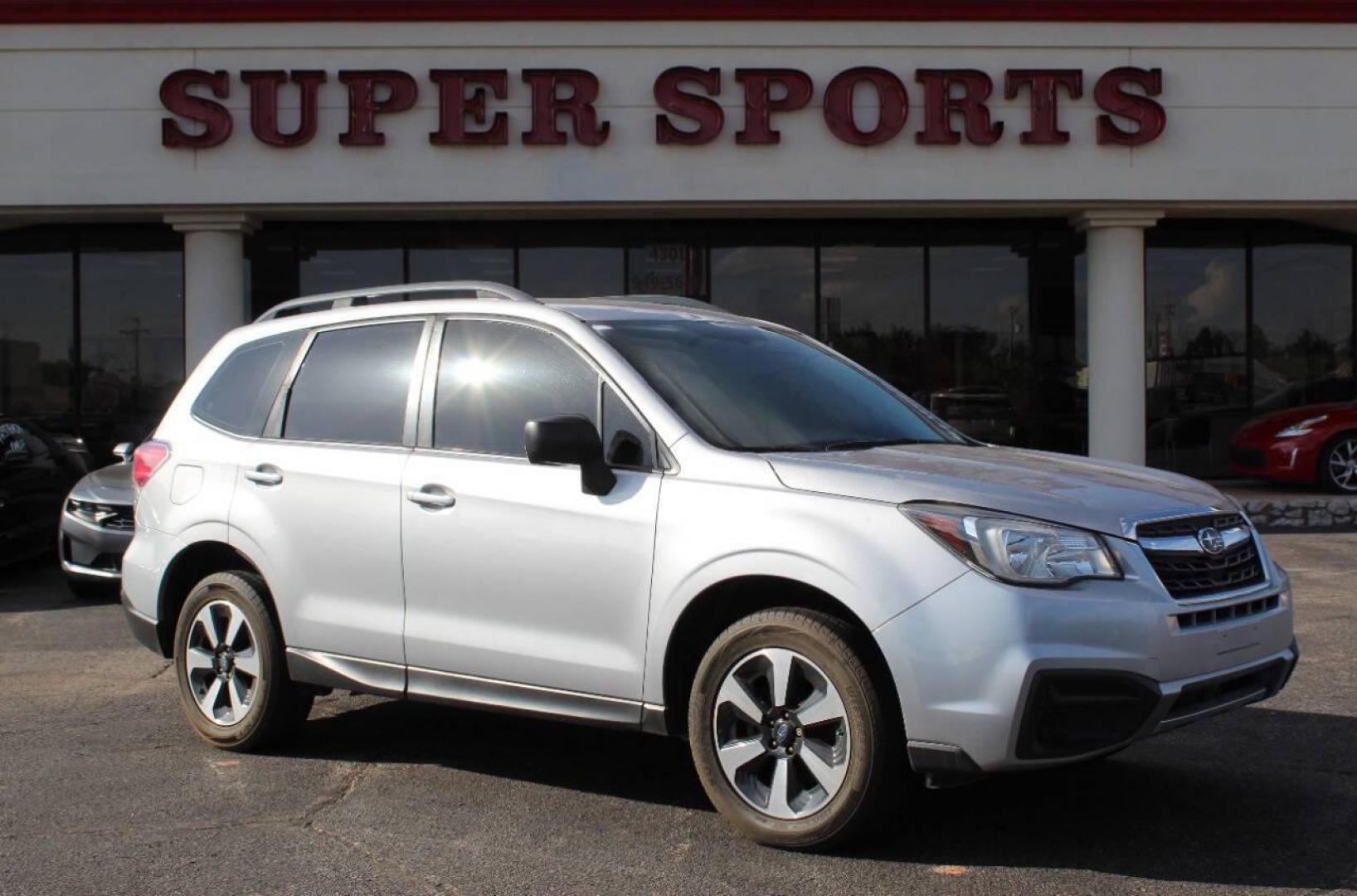 2018 Silver Subaru Forester 2.5i Premium PZEV CVT (JF2SJABC1JH) with an 2.5L H4 SOHC 16V engine, CVT transmission, located at 4301 NW 39th , Oklahoma City, OK, 73112, (405) 949-5600, 35.512135, -97.598671 - NO DRIVERS LICENCE -NO FULL COVERAGE INSURANCE - NO CREDIT CHECK. COME ON OVER TO SUPERSPORTS, TAKE A LOOK AND TEST DRIVE. PLEASE GIVE US A CALL AT (405) 949-5600. NO LICENCIA DE CONDUCIR - NO SEGURO DE COBERTURA TOTAL - NO VERIFICACION DE CREDITO. VISITENOS EN SUPERSPORTS, MIRE NUESTRO - Photo#2