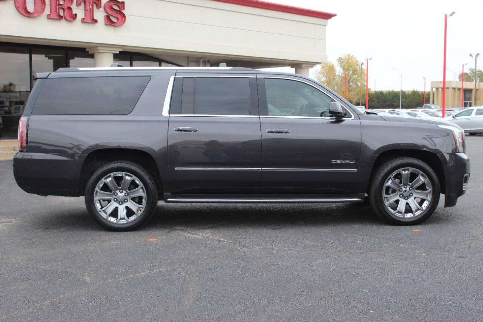 2016 Black GMC Yukon XL Denali 4WD (1GKS2HKJ5GR) with an 6.2L V8 OHV 16V engine, 6A transmission, located at 4301 NW 39th , Oklahoma City, OK, 73112, (405) 949-5600, 35.512135, -97.598671 - NO DRIVERS LICENCE NO-FULL COVERAGE INSURANCE-NO CREDIT CHECK. COME ON OVER TO SUPERSPORTS AND TAKE A LOOK AND TEST DRIVE. PLEASE GIVE US A CALL AT (405) 949-5600. NO LICENSIA DE MANEJAR- NO SEGURO DE COBERTURA TOTAL- NO VERIFICACCION DE CREDITO. POR FAVOR VENGAN A SUPERSPORTS, ECHE UN - Photo#3