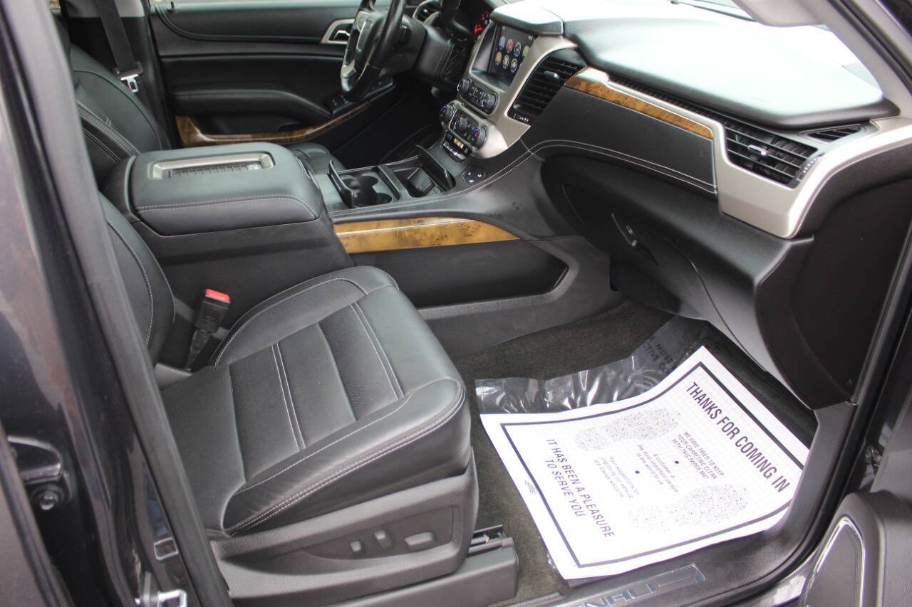 2016 Charcoal GMC Yukon XL Denali 4WD (1GKS2HKJ5GR) with an 6.2L V8 6.2L V8 engine, Automatic 8-Speed transmission, located at 4301 NW 39th , Oklahoma City, OK, 73112, (405) 949-5600, 35.512135, -97.598671 - Hablamos espanol. SPEND SMART --- BUY FROM SUPER SPORTS. ALL PRICES, DOWN PAYMENTS, PAYMENTS, AND FINANCE TERMS ARE NEGOTIABLE AT THE TIME OF APPROVAL. WE WILL WORK WITH YOU TO FIT YOUR BUDGET. WE WILL EVEN LOWER AND ADJUST THE NUMBERS TO HELP MAKE THE VEHICLE MORE AFFORDABLE FOR YOU.- Photo#8