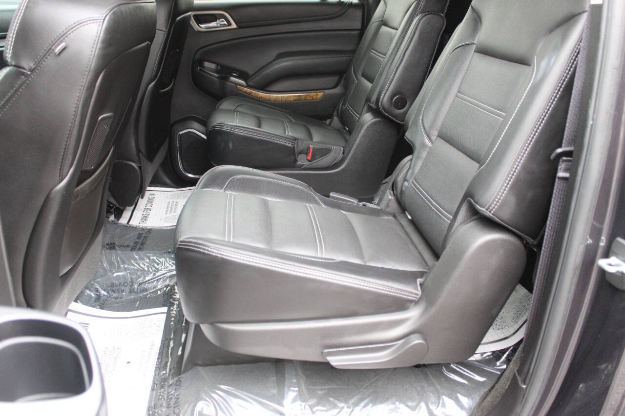 2016 Charcoal GMC Yukon XL Denali 4WD (1GKS2HKJ5GR) with an 6.2L V8 6.2L V8 engine, Automatic 8-Speed transmission, located at 4301 NW 39th , Oklahoma City, OK, 73112, (405) 949-5600, 35.512135, -97.598671 - Hablamos espanol. SPEND SMART --- BUY FROM SUPER SPORTS. ALL PRICES, DOWN PAYMENTS, PAYMENTS, AND FINANCE TERMS ARE NEGOTIABLE AT THE TIME OF APPROVAL. WE WILL WORK WITH YOU TO FIT YOUR BUDGET. WE WILL EVEN LOWER AND ADJUST THE NUMBERS TO HELP MAKE THE VEHICLE MORE AFFORDABLE FOR YOU.- Photo#14