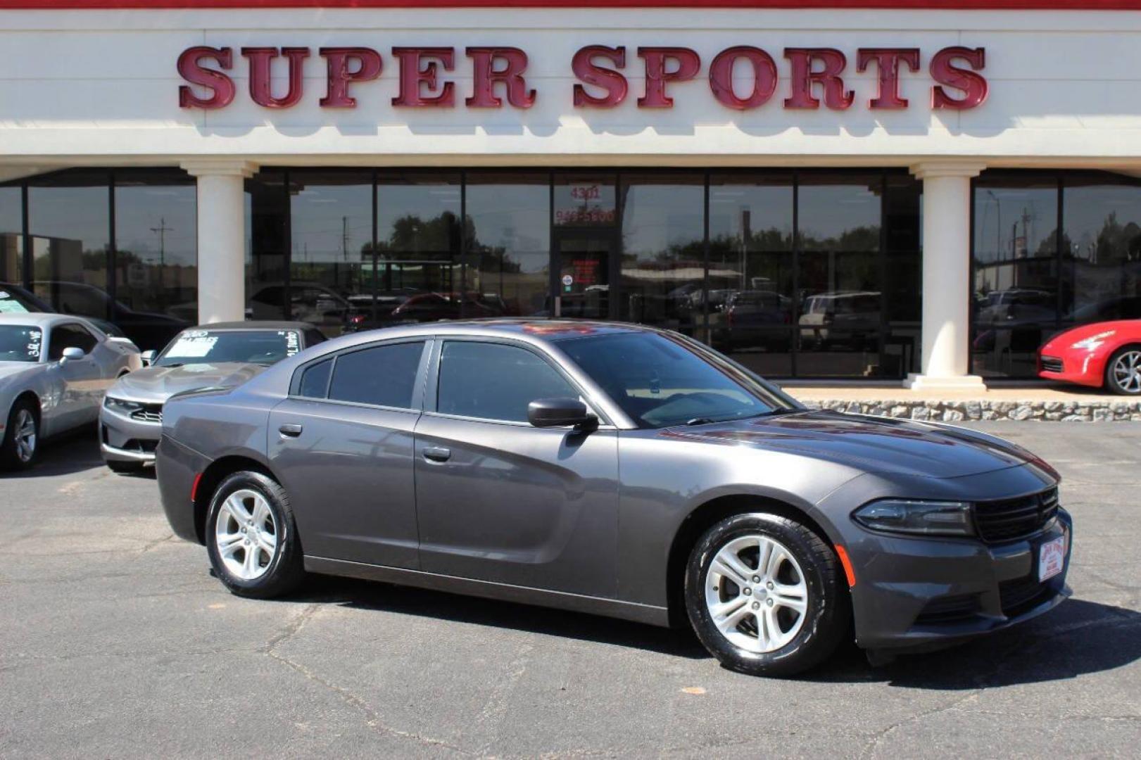 2019 Gray Dodge Charger SXT (2C3CDXBG5KH) with an 3.6L V6 DOHC 24V engine, 8A transmission, located at 4301 NW 39th , Oklahoma City, OK, 73112, (405) 949-5600, 35.512135, -97.598671 - NO DRIVERS LICENCE -NO FULL COVERAGE INSURANCE - NO CREDIT CHECK. COME ON OVER TO SUPERSPORTS, TAKE A LOOK AND TEST DRIVE. PLEASE GIVE US A CALL AT (405) 949-5600. NO LICENCIA DE CONDUCIR - NO SEGURO DE COBERTURA TOTAL - NO VERIFICACION DE CREDITO. VISITENOS EN SUPERSPORTS, MIRE NUEST - Photo#2