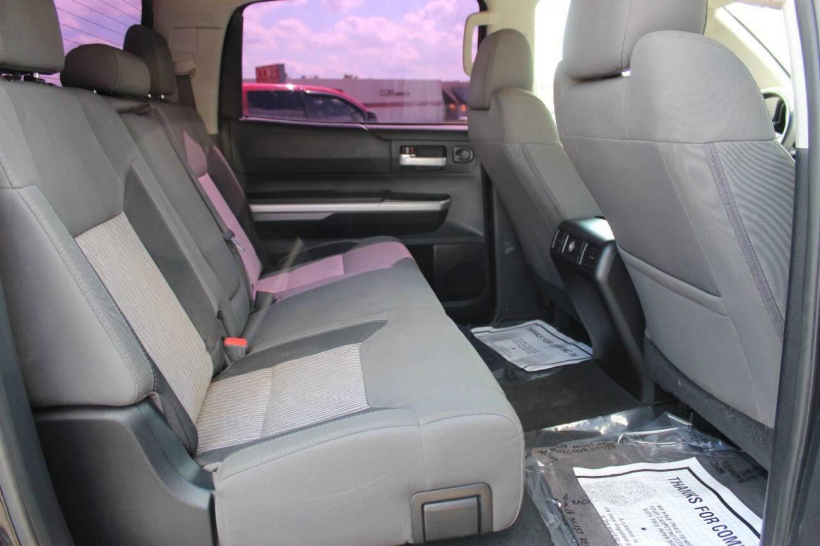 2014 Black Toyota Tundra SR5 5.7L V8 CrewMax 2WD (5TFEY5F11EX) with an 5.7L V8 DOHC 32V engine, 6-Speed Automatic transmission, located at 4301 NW 39th , Oklahoma City, OK, 73112, (405) 949-5600, 35.512135, -97.598671 - NO DRIVERS LICENCE NO-FULL COVERAGE INSURANCE-NO CREDIT CHECK. COME ON OVER TO SUPERSPORTS AND TAKE A LOOK AND TEST DRIVE. PLEASE GIVE US A CALL AT (405) 949-5600. NO LICENSIA DE MANEJAR- NO SEGURO DE COBERTURA TOTAL- NO VERIFICACCION DE CREDITO. POR FAVOR VENGAN A SUPERSPORTS, ECHE UN - Photo#11
