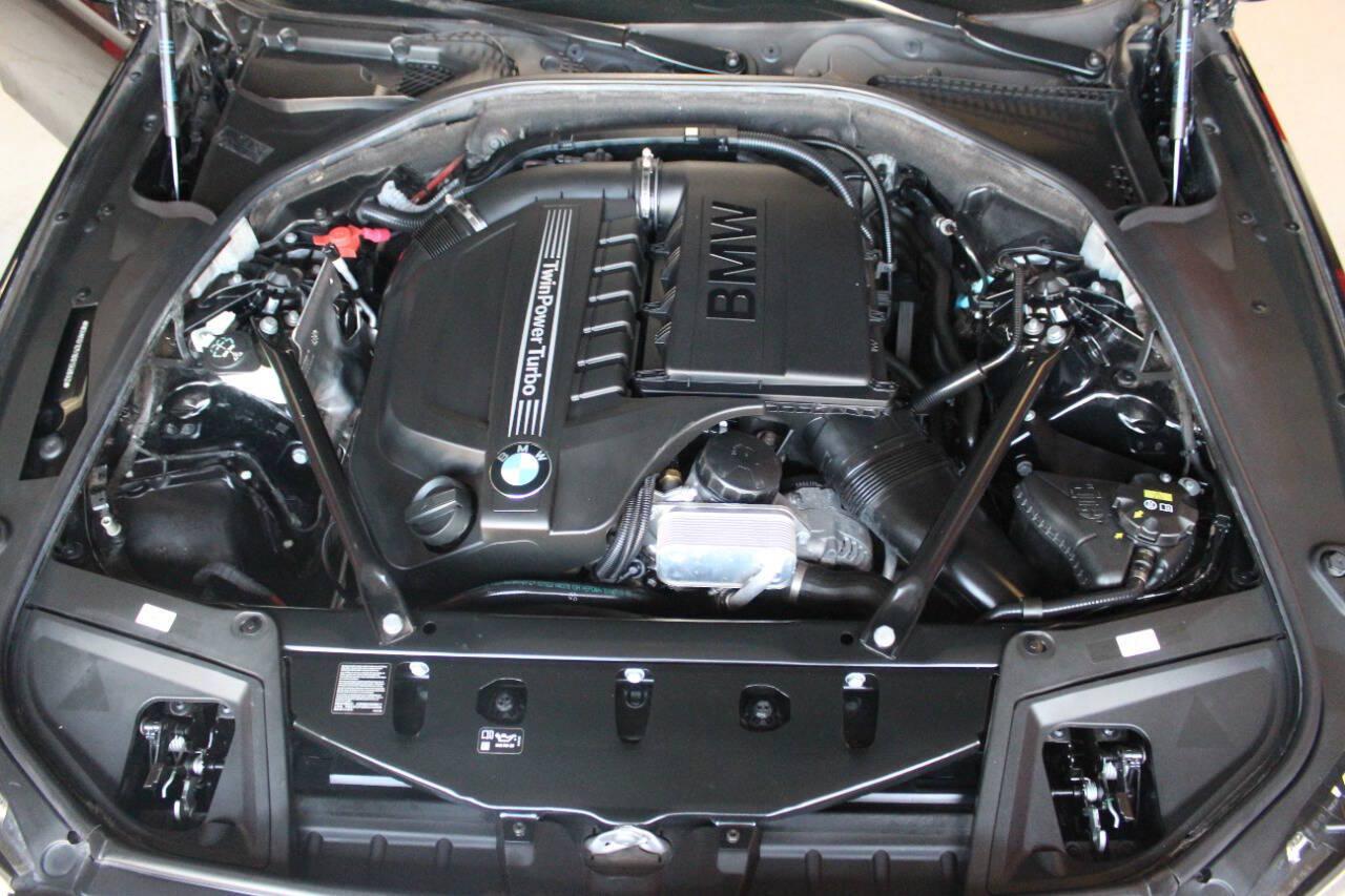 2016 Black BMW 5 Series 535i (WBA5B1C51GG) with an 3.0L I6 Turbocharger 3.0L I6 engine, Automatic 8-Speed transmission, located at 4301 NW 39th , Oklahoma City, OK, 73112, (405) 949-5600, 35.512135, -97.598671 - Hablamos espanol. SPEND SMART --- BUY FROM SUPER SPORTS. ALL PRICES, DOWN PAYMENTS, PAYMENTS, AND FINANCE TERMS ARE NEGOTIABLE AT THE TIME OF APPROVAL. WE WILL WORK WITH YOU TO FIT YOUR BUDGET. WE WILL EVEN LOWER AND ADJUST THE NUMBERS TO HELP MAKE THE VEHICLE MORE AFFORDABLE FOR YOU.- Photo#7