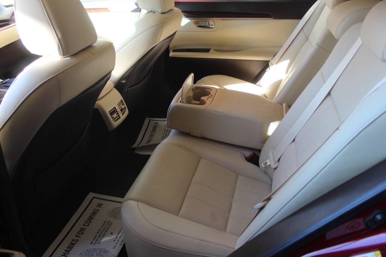 2018 Red Lexus ES 350 Sedan (58ABK1GG0JU) with an 3.5L V6 3.5L V6 engine, Automatic 6-Speed transmission, located at 4301 NW 39th , Oklahoma City, OK, 73112, (405) 949-5600, 35.512135, -97.598671 - NO DRIVERS LICENCE NO-FULL COVERAGE INSURANCE-NO CREDIT CHECK. COME ON OVER TO SUPERSPORTS AND TAKE A LOOK AND TEST DRIVE. PLEASE GIVE US A CALL AT (405) 949-5600. NO LICENSIA DE MANEJAR- NO SEGURO DE COBERTURA TOTAL- NO VERIFICACCION DE CREDITO. POR FAVOR VENGAN A SUPERSPORTS, ECHE UN - Photo#13