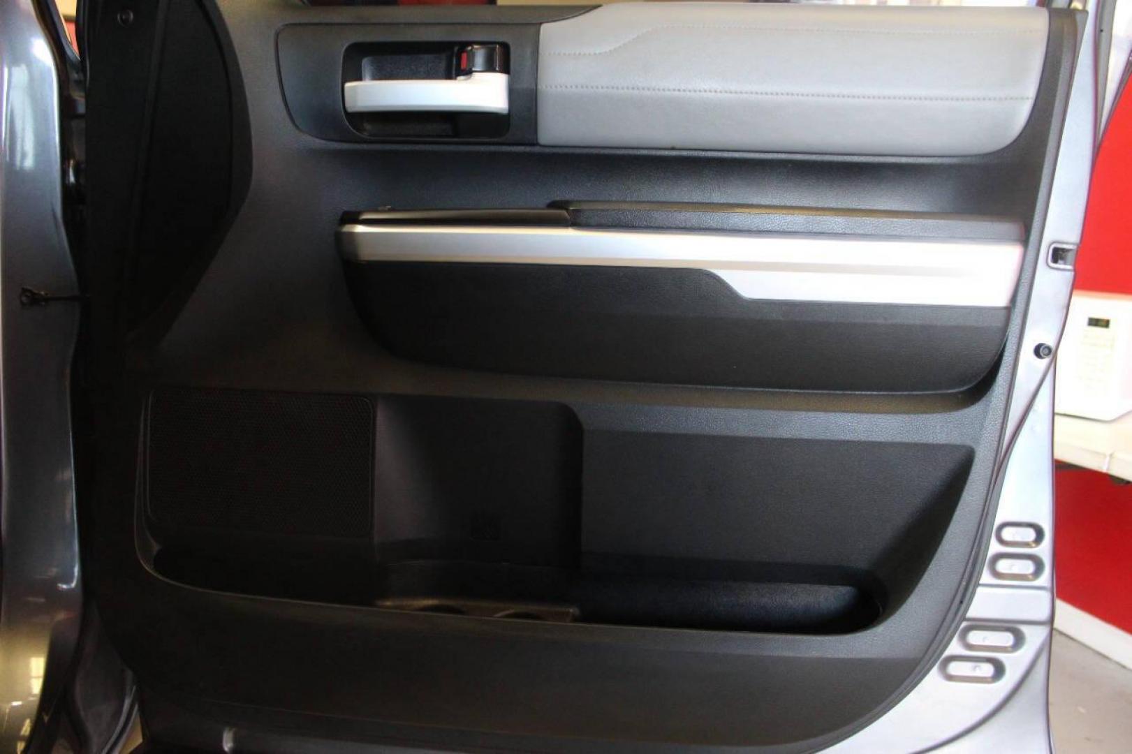 2017 Gray Toyota Tundra Limited 5.7L FFV CrewMax 2WD (5TFFW5F19HX) with an 5.7L V8 DOHC 32V FFV engine, 6A transmission, located at 4301 NW 39th , Oklahoma City, OK, 73112, (405) 949-5600, 35.512135, -97.598671 - Photo#9