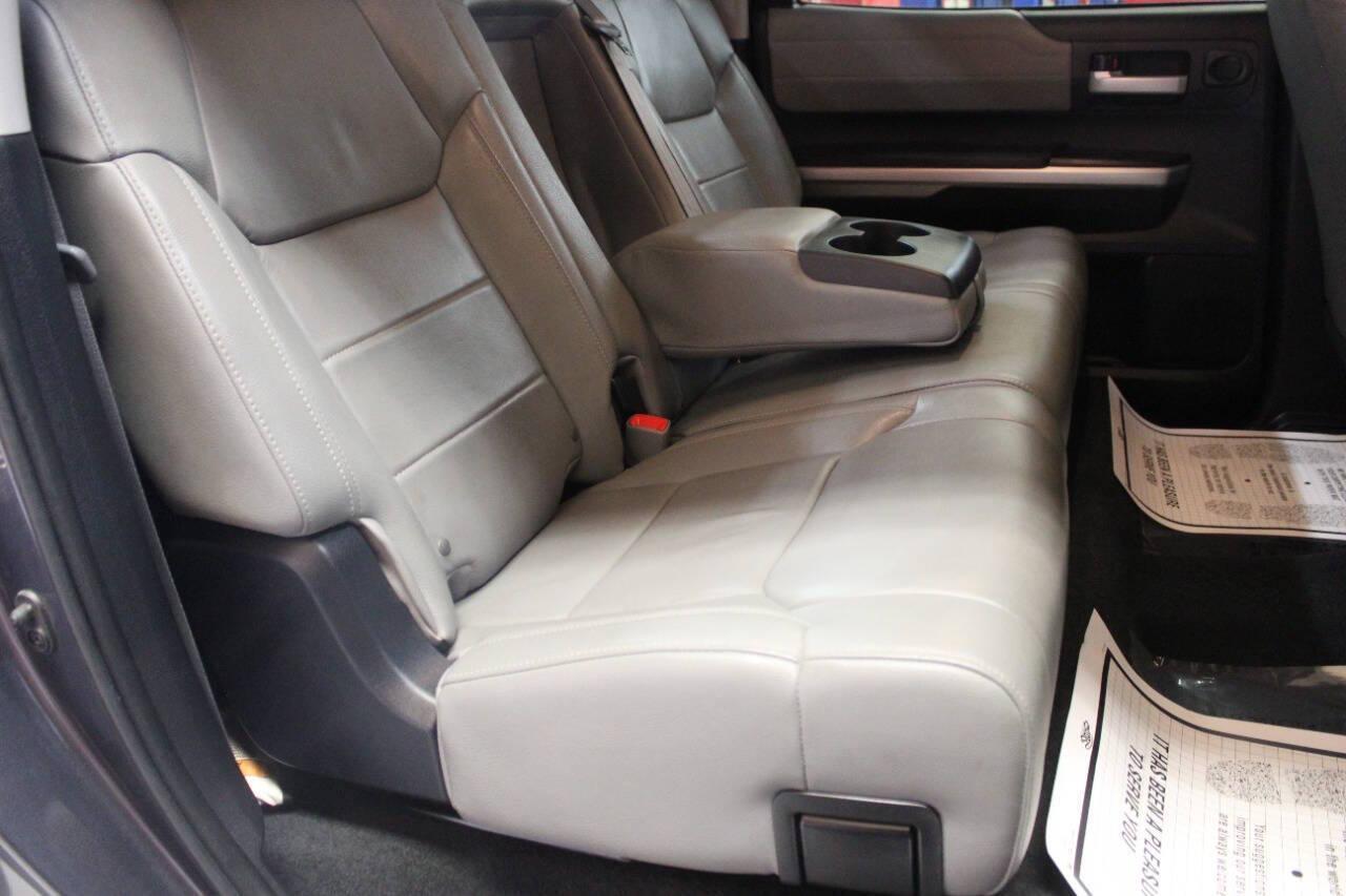 2017 Gray Toyota Tundra Limited 5.7L FFV CrewMax 2WD (5TFFW5F19HX) with an 5.7L V8 DOHC 32V FFV engine, 6A transmission, located at 4301 NW 39th , Oklahoma City, OK, 73112, (405) 949-5600, 35.512135, -97.598671 - Photo#10