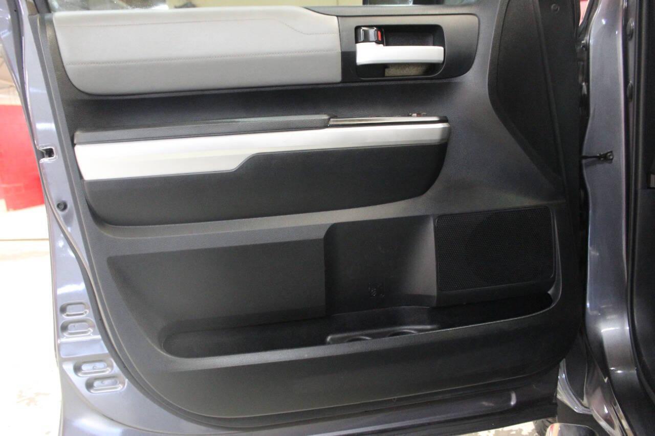 2017 Gray Toyota Tundra Limited 5.7L FFV CrewMax 2WD (5TFFW5F19HX) with an 5.7L V8 DOHC 32V FFV engine, 6A transmission, located at 4301 NW 39th , Oklahoma City, OK, 73112, (405) 949-5600, 35.512135, -97.598671 - Photo#15