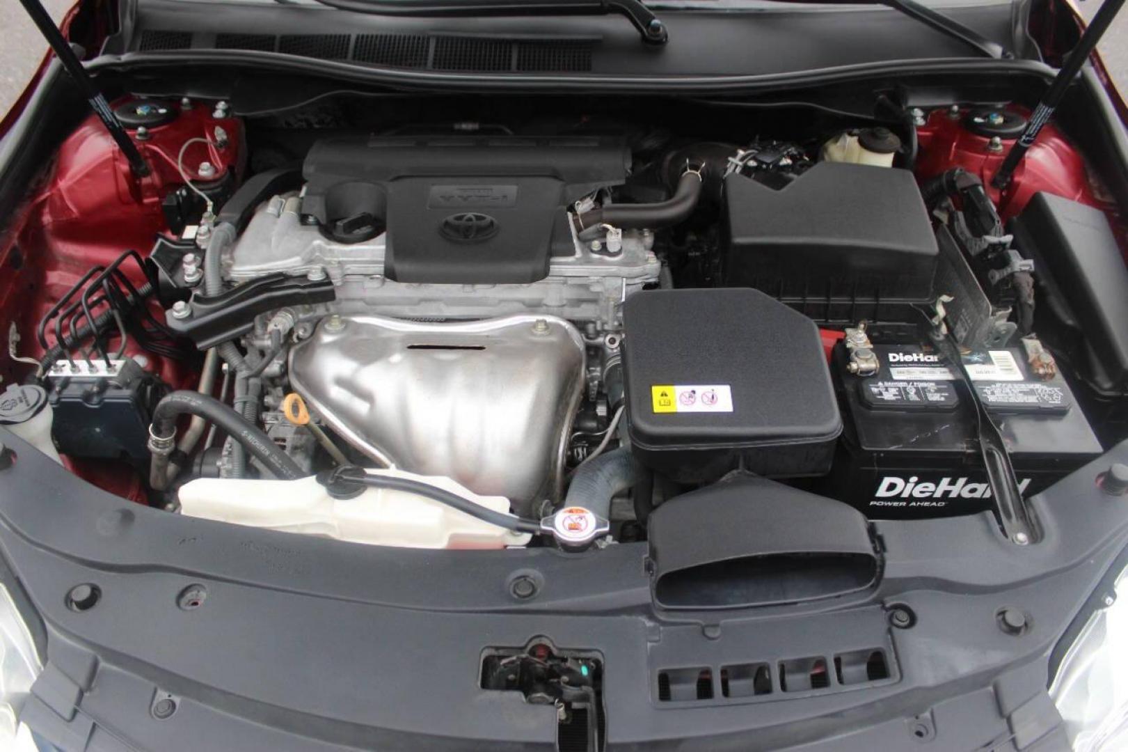 2017 Maroon Toyota Camry SE (4T1BF1FK9HU) with an 2.5L L4 DOHC 16V engine, 6A transmission, located at 4301 NW 39th , Oklahoma City, OK, 73112, (405) 949-5600, 35.512135, -97.598671 - NO DRIVERS LICENCE NO-FULL COVERAGE INSURANCE-NO CREDIT CHECK. COME ON OVER TO SUPERSPORTS AND TAKE A LOOK AND TEST DRIVE. PLEASE GIVE US A CALL AT (405) 949-5600. NO LICENSIA DE MANEJAR- NO SEGURO DE COBERTURA TOTAL- NO VERIFICACCION DE CREDITO. POR FAVOR VENGAN A SUPERSPORTS, - Photo#7