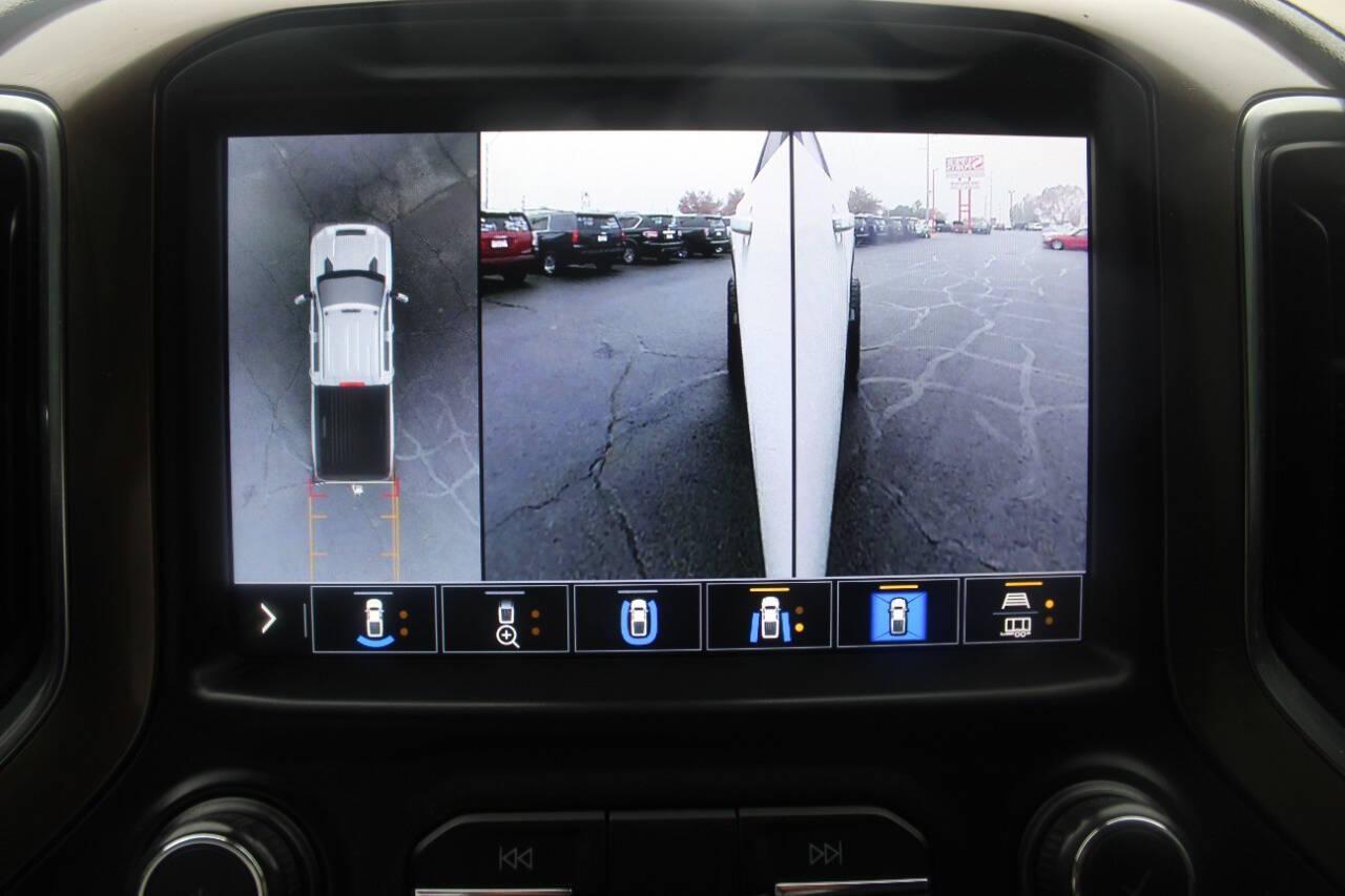 2020 White Chevrolet Silverado 2500HD High Country Crew Cab Long Box 4WD (1GC4YREY5LF) with an 6.6L V8 OHV 16V DIESEL engine, 6A transmission, located at 4301 NW 39th , Oklahoma City, OK, 73112, (405) 949-5600, 35.512135, -97.598671 - NO DRIVERS LICENCE -NO FULL COVERAGE INSURANCE - NO CREDIT CHECK. COME ON OVER TO SUPERSPORTS, TAKE A LOOK AND TEST DRIVE. PLEASE GIVE US A CALL AT (405) 949-5600. NO LICENCIA DE CONDUCIR - NO SEGURO DE COBERTURA TOTAL - NO VERIFICACION DE CREDITO. VISITENOS EN SUPERSPORTS, MIRE NUESTRO - Photo#24