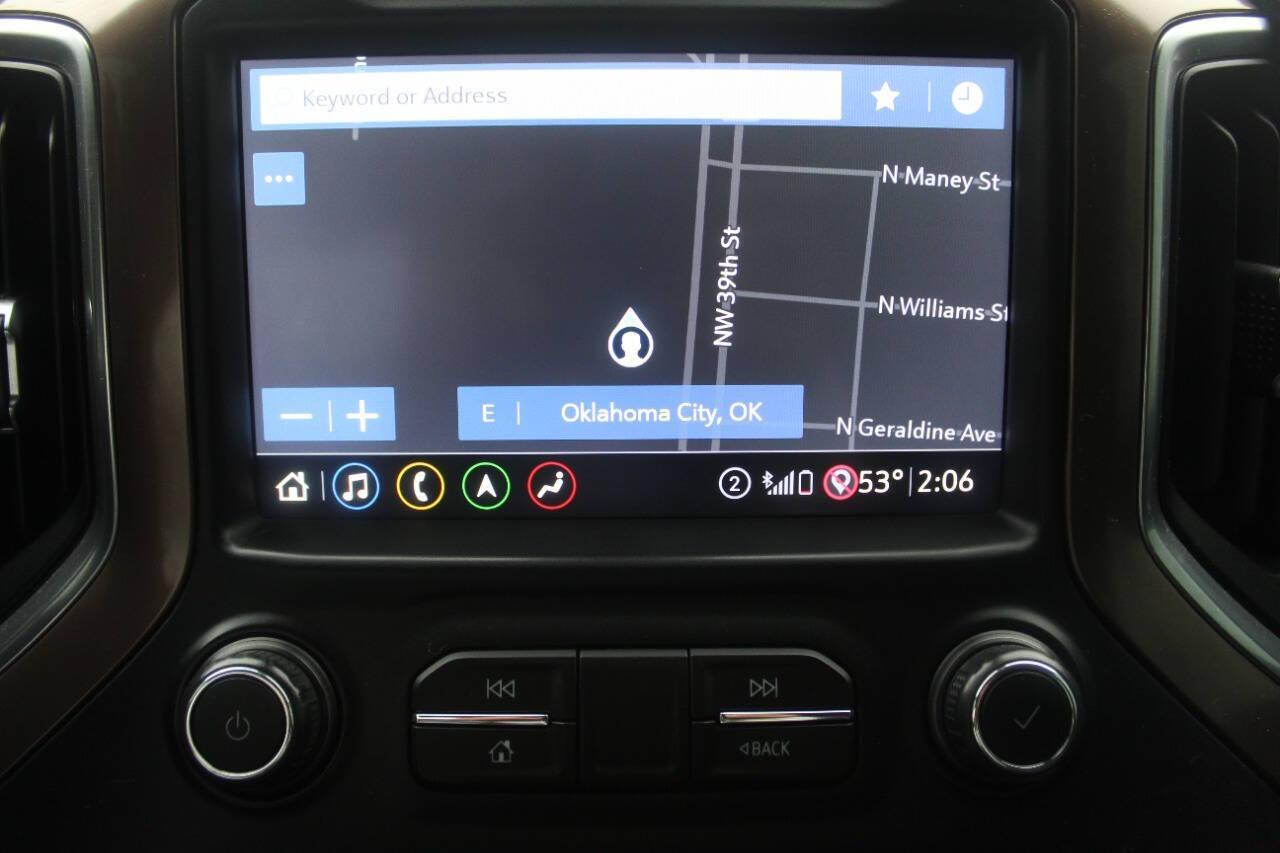 2020 White Chevrolet Silverado 2500HD High Country Crew Cab Long Box 4WD (1GC4YREY5LF) with an 6.6L V8 OHV 16V DIESEL engine, 6A transmission, located at 4301 NW 39th , Oklahoma City, OK, 73112, (405) 949-5600, 35.512135, -97.598671 - NO DRIVERS LICENCE -NO FULL COVERAGE INSURANCE - NO CREDIT CHECK. COME ON OVER TO SUPERSPORTS, TAKE A LOOK AND TEST DRIVE. PLEASE GIVE US A CALL AT (405) 949-5600. NO LICENCIA DE CONDUCIR - NO SEGURO DE COBERTURA TOTAL - NO VERIFICACION DE CREDITO. VISITENOS EN SUPERSPORTS, MIRE NUESTRO - Photo#26