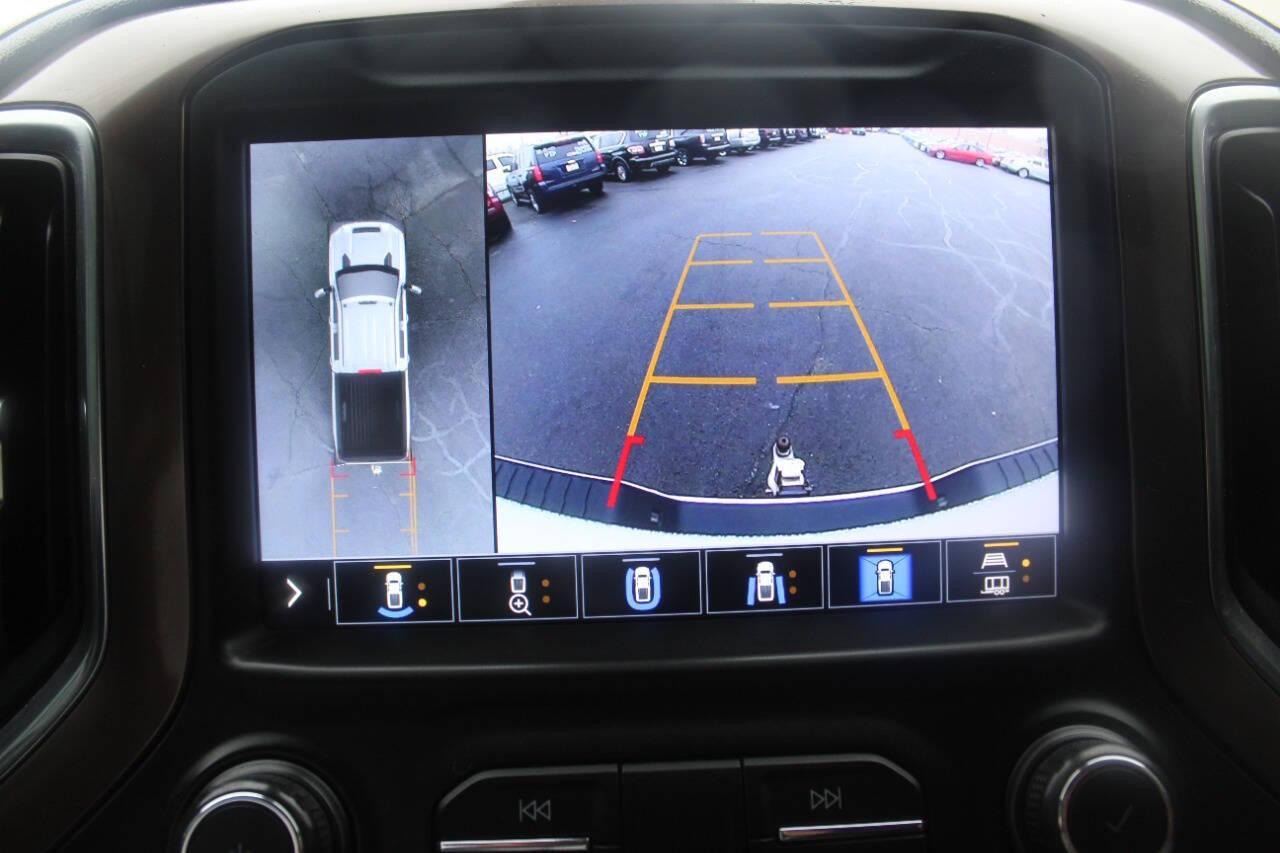 2020 White Chevrolet Silverado 2500HD High Country Crew Cab Long Box 4WD (1GC4YREY5LF) with an 6.6L V8 OHV 16V DIESEL engine, 6A transmission, located at 4301 NW 39th , Oklahoma City, OK, 73112, (405) 949-5600, 35.512135, -97.598671 - NO DRIVERS LICENCE -NO FULL COVERAGE INSURANCE - NO CREDIT CHECK. COME ON OVER TO SUPERSPORTS, TAKE A LOOK AND TEST DRIVE. PLEASE GIVE US A CALL AT (405) 949-5600. NO LICENCIA DE CONDUCIR - NO SEGURO DE COBERTURA TOTAL - NO VERIFICACION DE CREDITO. VISITENOS EN SUPERSPORTS, MIRE NUESTRO - Photo#29