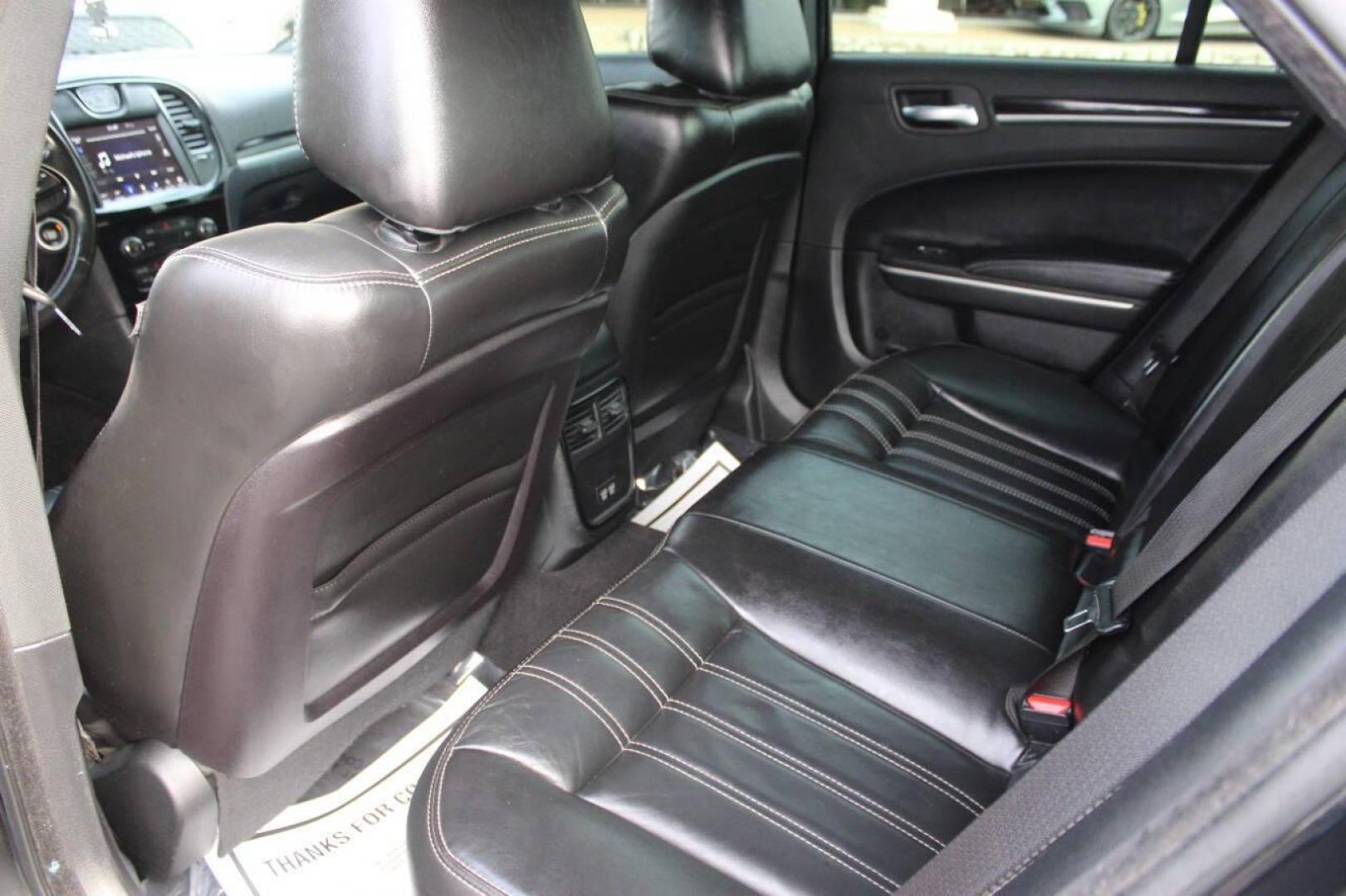 2019 Black Chrysler 300 S V6 RWD (2C3CCABG9KH) with an 3.6L V6 3.6L V6 engine, Automatic 8-Speed transmission, located at 4301 NW 39th , Oklahoma City, OK, 73112, (405) 949-5600, 35.512135, -97.598671 - Photo#13