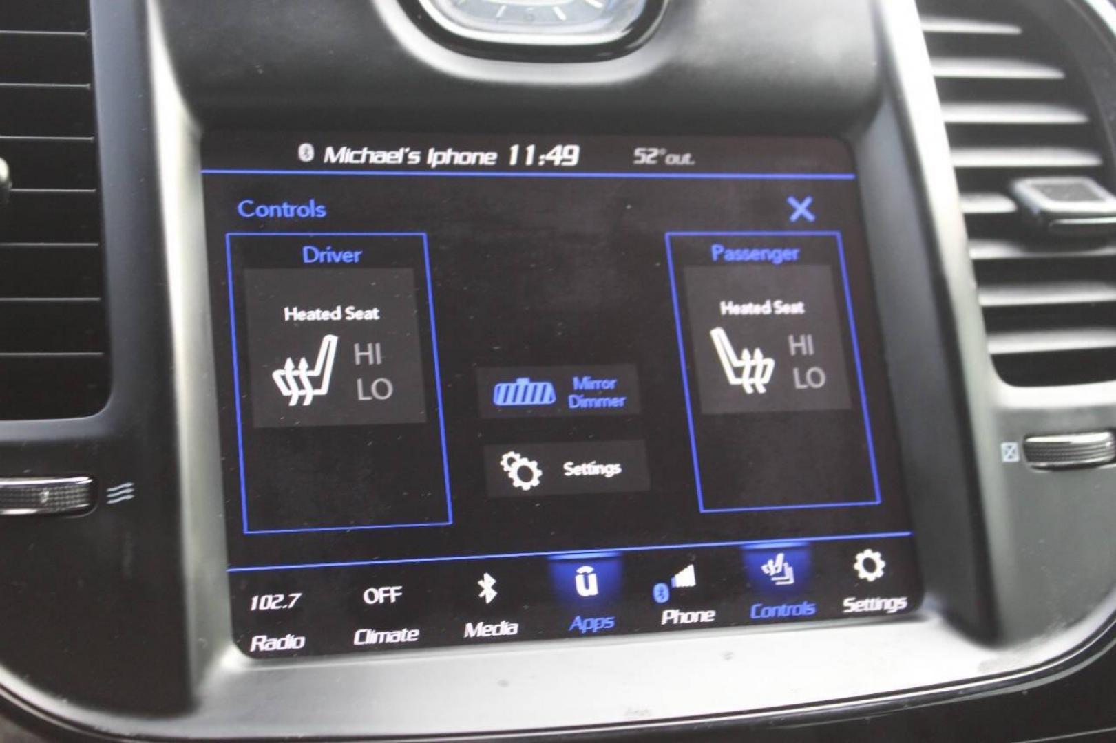 2019 Black Chrysler 300 S V6 RWD (2C3CCABG9KH) with an 3.6L V6 3.6L V6 engine, Automatic 8-Speed transmission, located at 4301 NW 39th , Oklahoma City, OK, 73112, (405) 949-5600, 35.512135, -97.598671 - Photo#20