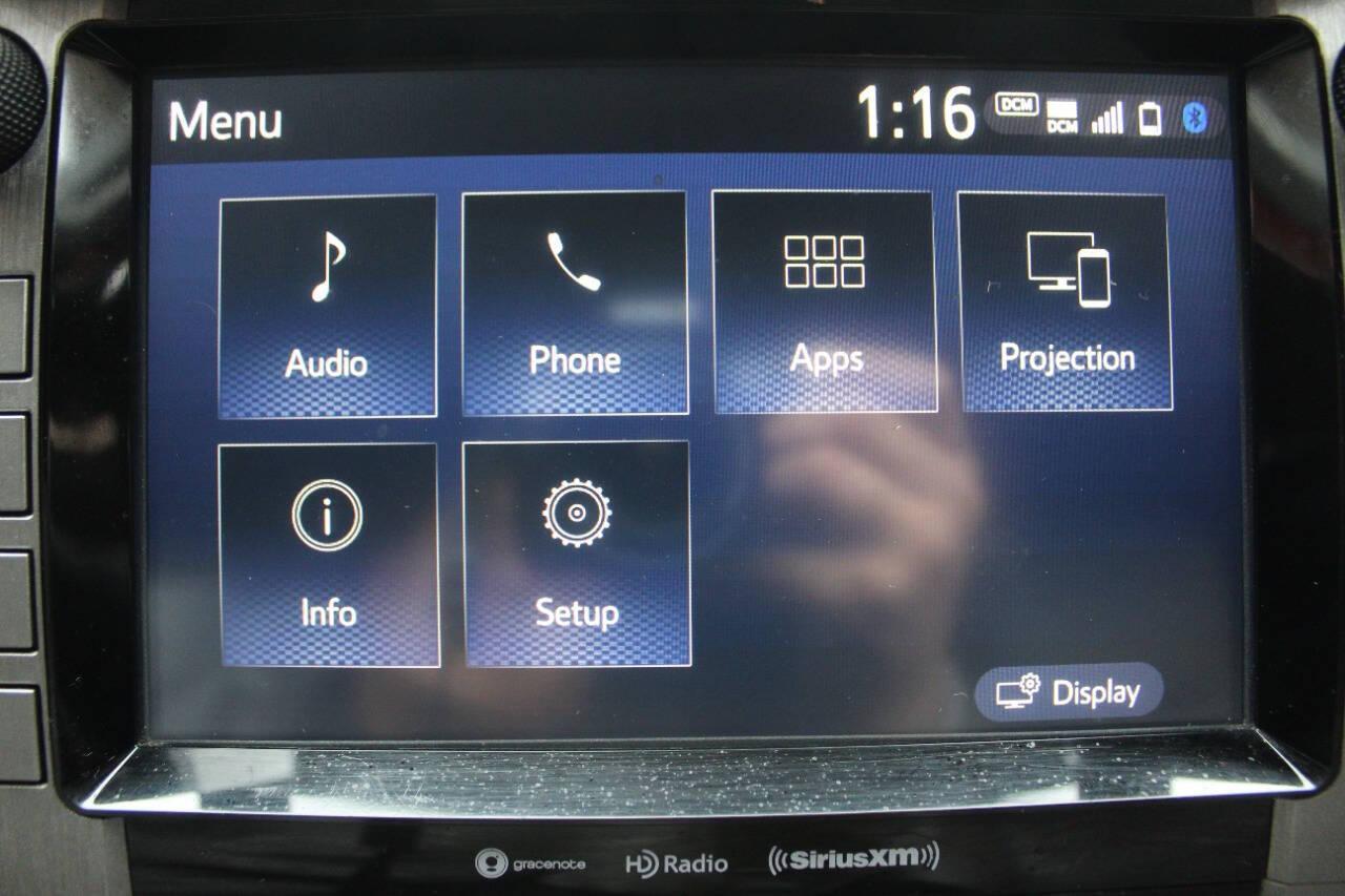 2020 Red Toyota Tundra SR5 5.7L V8 CrewMax 2WD (5TFEY5F17LX) with an 5.7L V8 DOHC 32V engine, 6A transmission, located at 4301 NW 39th , Oklahoma City, OK, 73112, (405) 949-5600, 35.512135, -97.598671 - NO DRIVERS LICENCE -NO FULL COVERAGE INSURANCE - NO CREDIT CHECK. COME ON OVER TO SUPERSPORTS, TAKE A LOOK AND TEST DRIVE. PLEASE GIVE US A CALL AT (405) 949-5600. NO LICENCIA DE CONDUCIR - NO SEGURO DE COBERTURA TOTAL - NO VERIFICACION DE CREDITO. VISITENOS EN SUPERSPORTS, MIRE NUESTRO - Photo#22