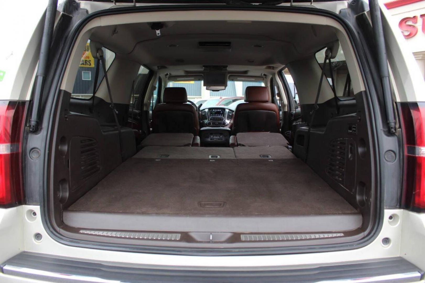 2016 Beige Chevrolet Suburban LTZ 4WD (1GNSKJKC7GR) with an 5.3L V8 OHV 16V engine, 6A transmission, located at 4301 NW 39th , Oklahoma City, OK, 73112, (405) 949-5600, 35.512135, -97.598671 - NO DRIVERS LICENCE NO-FULL COVERAGE INSURANCE-NO CREDIT CHECK. COME ON OVER TO SUPERSPORTS AND TAKE A LOOK AND TEST DRIVE. PLEASE GIVE US A CALL AT (405) 949-5600. NO LICENSIA DE MANEJAR- NO SEGURO DE COBERTURA TOTAL- NO VERIFICACCION DE CREDITO. POR FAVOR VENGAN A SUPERSPORTS, ECHE U - Photo#15
