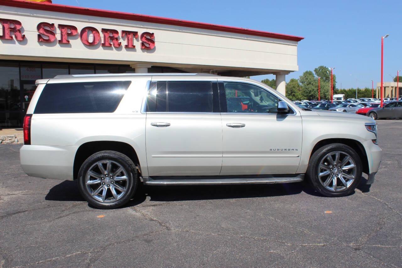 2016 Beige Chevrolet Suburban LTZ 4WD (1GNSKJKC7GR) with an 5.3L V8 OHV 16V engine, 6A transmission, located at 4301 NW 39th , Oklahoma City, OK, 73112, (405) 949-5600, 35.512135, -97.598671 - NO DRIVERS LICENCE -NO FULL COVERAGE INSURANCE - NO CREDIT CHECK. COME ON OVER TO SUPERSPORTS, TAKE A LOOK AND TEST DRIVE. PLEASE GIVE US A CALL AT (405) 949-5600. NO LICENCIA DE CONDUCIR - NO SEGURO DE COBERTURA TOTAL - NO VERIFICACION DE CREDITO. VISITENOS EN SUPERSPORTS, MIRE NUESTRO - Photo#2