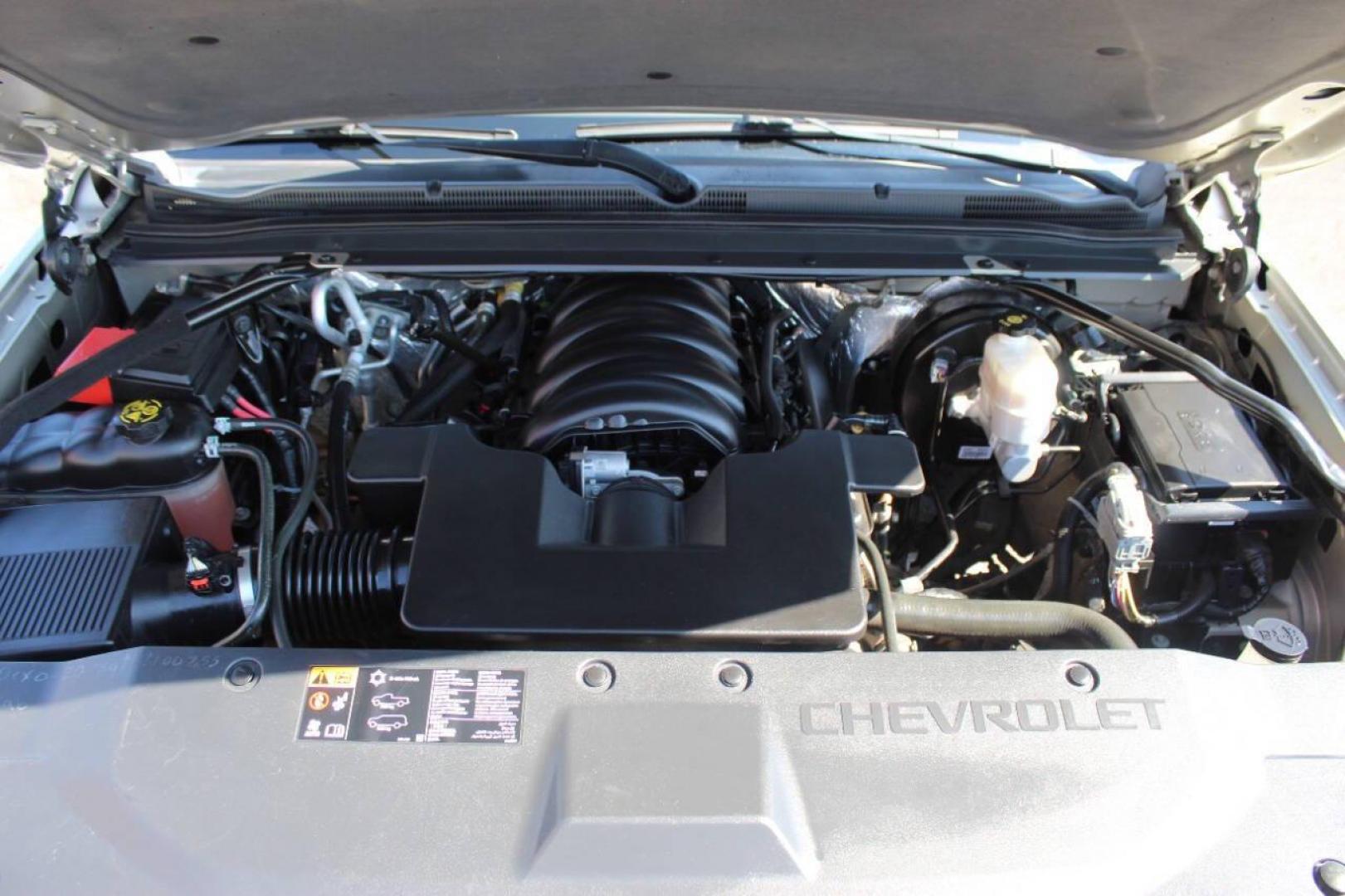 2016 Beige Chevrolet Suburban LTZ 4WD (1GNSKJKC7GR) with an 5.3L V8 OHV 16V engine, 6A transmission, located at 4301 NW 39th , Oklahoma City, OK, 73112, (405) 949-5600, 35.512135, -97.598671 - NO DRIVERS LICENCE -NO FULL COVERAGE INSURANCE - NO CREDIT CHECK. COME ON OVER TO SUPERSPORTS, TAKE A LOOK AND TEST DRIVE. PLEASE GIVE US A CALL AT (405) 949-5600. NO LICENCIA DE CONDUCIR - NO SEGURO DE COBERTURA TOTAL - NO VERIFICACION DE CREDITO. VISITENOS EN SUPERSPORTS, MIRE NUESTRO - Photo#7