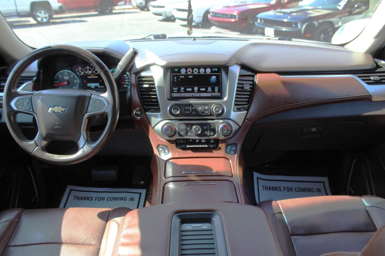 2016 Beige Chevrolet Suburban LTZ 4WD (1GNSKJKC7GR) with an 5.3L V8 OHV 16V engine, 6A transmission, located at 4301 NW 39th , Oklahoma City, OK, 73112, (405) 949-5600, 35.512135, -97.598671 - NO DRIVERS LICENCE -NO FULL COVERAGE INSURANCE - NO CREDIT CHECK. COME ON OVER TO SUPERSPORTS, TAKE A LOOK AND TEST DRIVE. PLEASE GIVE US A CALL AT (405) 949-5600. NO LICENCIA DE CONDUCIR - NO SEGURO DE COBERTURA TOTAL - NO VERIFICACION DE CREDITO. VISITENOS EN SUPERSPORTS, MIRE NUESTRO - Photo#20