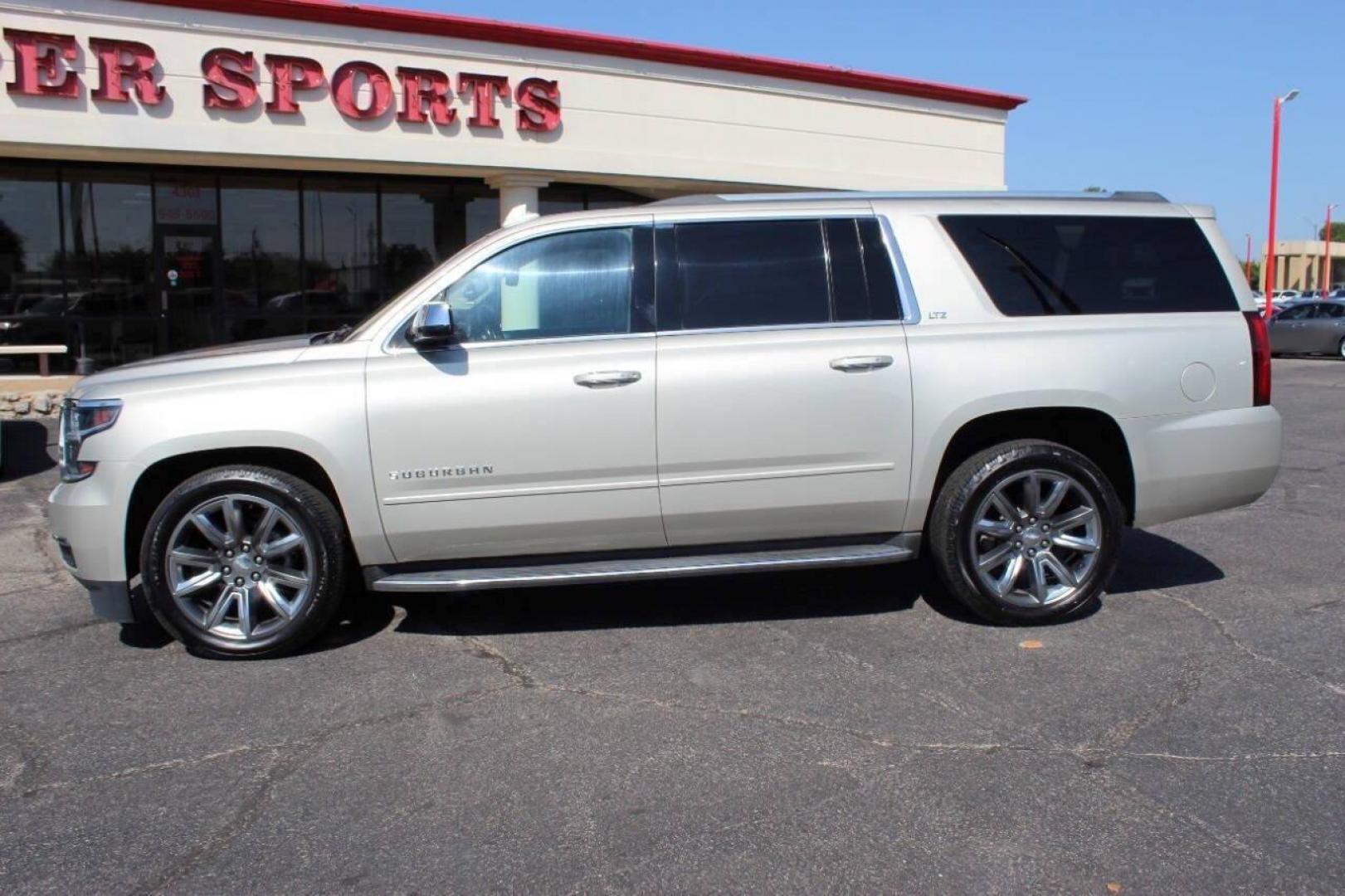 2016 Beige Chevrolet Suburban LTZ 4WD (1GNSKJKC7GR) with an 5.3L V8 OHV 16V engine, 6A transmission, located at 4301 NW 39th , Oklahoma City, OK, 73112, (405) 949-5600, 35.512135, -97.598671 - NO DRIVERS LICENCE -NO FULL COVERAGE INSURANCE - NO CREDIT CHECK. COME ON OVER TO SUPERSPORTS, TAKE A LOOK AND TEST DRIVE. PLEASE GIVE US A CALL AT (405) 949-5600. NO LICENCIA DE CONDUCIR - NO SEGURO DE COBERTURA TOTAL - NO VERIFICACION DE CREDITO. VISITENOS EN SUPERSPORTS, MIRE NUESTRO - Photo#5