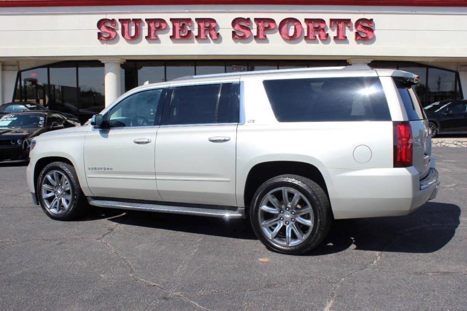 2016 Beige Chevrolet Suburban LTZ 4WD (1GNSKJKC7GR) with an 5.3L V8 OHV 16V engine, 6A transmission, located at 4301 NW 39th , Oklahoma City, OK, 73112, (405) 949-5600, 35.512135, -97.598671 - NO DRIVERS LICENCE -NO FULL COVERAGE INSURANCE - NO CREDIT CHECK. COME ON OVER TO SUPERSPORTS, TAKE A LOOK AND TEST DRIVE. PLEASE GIVE US A CALL AT (405) 949-5600. NO LICENCIA DE CONDUCIR - NO SEGURO DE COBERTURA TOTAL - NO VERIFICACION DE CREDITO. VISITENOS EN SUPERSPORTS, MIRE NUESTRO - Photo#6