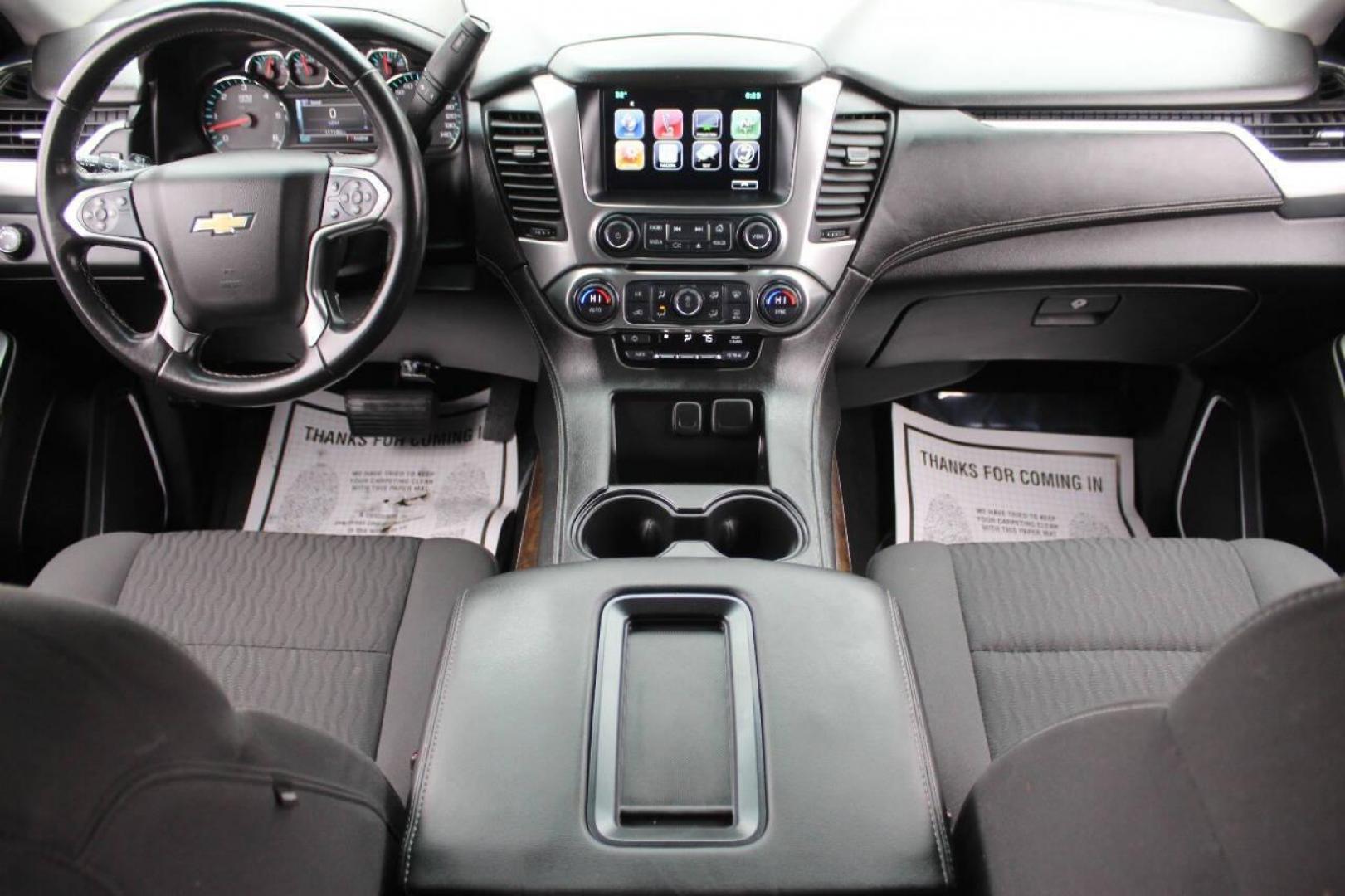 2016 Gray Chevrolet Tahoe LS 2WD (1GNSCAKCXGR) with an 5.3L V8 OHV 16V engine, 6A transmission, located at 4301 NW 39th , Oklahoma City, OK, 73112, (405) 949-5600, 35.512135, -97.598671 - NO DRIVERS LICENCE NO-FULL COVERAGE INSURANCE-NO CREDIT CHECK. COME ON OVER TO SUPERSPORTS AND TAKE A LOOK AND TEST DRIVE. PLEASE GIVE US A CALL AT (405) 949-5600. NO LICENSIA DE MANEJAR- NO SEGURO DE COBERTURA TOTAL- NO VERIFICACCION DE CREDITO. POR FAVOR VENGAN A SUPERSPORTS, ECHE U - Photo#19