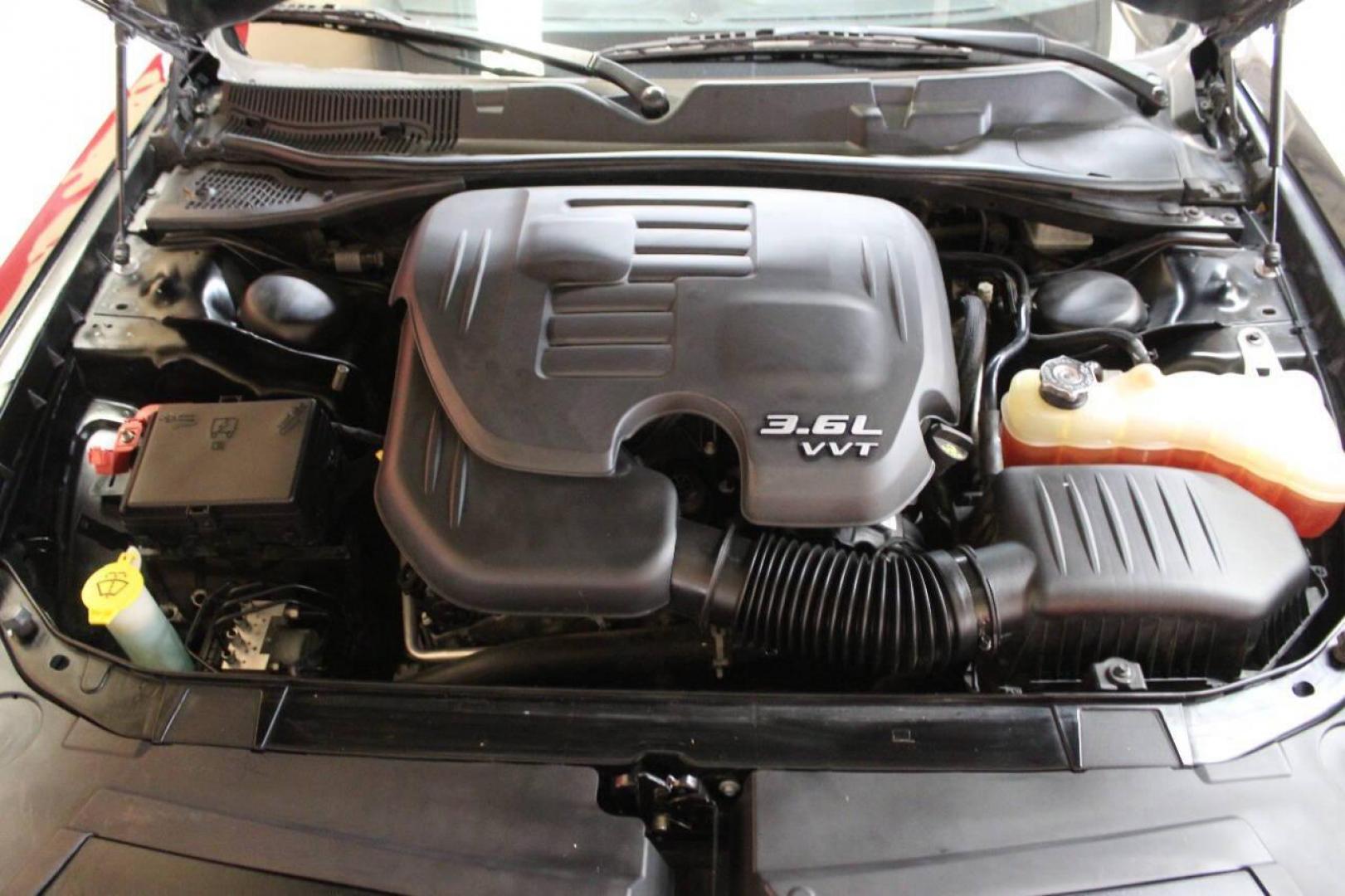 2018 Black Dodge Challenger SXT (2C3CDZAG8JH) with an 3.6L V6 DOHC 24V engine, 8A transmission, located at 4301 NW 39th , Oklahoma City, OK, 73112, (405) 949-5600, 35.512135, -97.598671 - NO DRIVERS LICENCE NO-FULL COVERAGE INSURANCE-NO CREDIT CHECK. COME ON OVER TO SUPERSPORTS AND TAKE A LOOK AND TEST DRIVE. PLEASE GIVE US A CALL AT (405) 949-5600. NO LICENSIA DE MANEJAR- NO SEGURO DE COBERTURA TOTAL- NO VERIFICACCION DE CREDITO. POR FAVOR VENGAN A SUPERSPORTS, ECHE UN - Photo#8