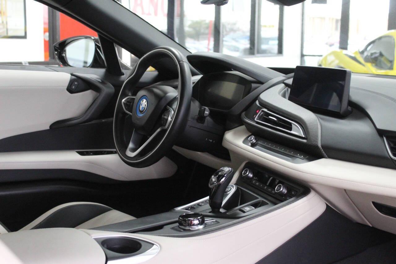 2019 Black BMW i8 Convertible (WBY2Z6C53KV) with an 1.5L L3 HYBRID engine, 6A transmission, located at 4301 NW 39th , Oklahoma City, OK, 73112, (405) 949-5600, 35.512135, -97.598671 - ************first edition 1of 200 was made.************* PERSONAL VEHICLE LAST FEW YEARS. it's one of a wife's few possessions that are considered toys looks and drives brand new its a must see. My name is Josh, and I own dealerships and finance companies here in Oklahoma. I have 27 years of e - Photo#14