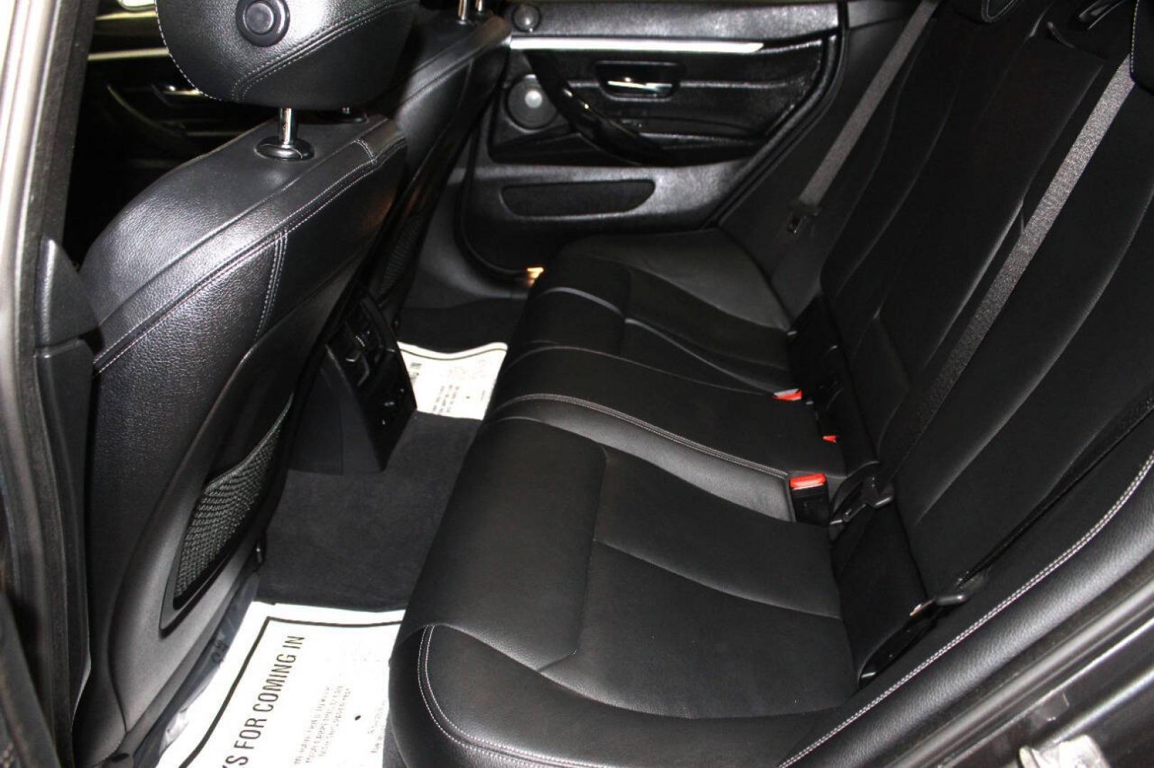 2018 Gray BMW 4 Series 430i xDrive (WBA4J3C56JB) with an 2.0L I4 Turbocharger 2.0L I4 engine, Automatic 8-Speed transmission, located at 4301 NW 39th , Oklahoma City, OK, 73112, (405) 949-5600, 35.512135, -97.598671- Photo#12