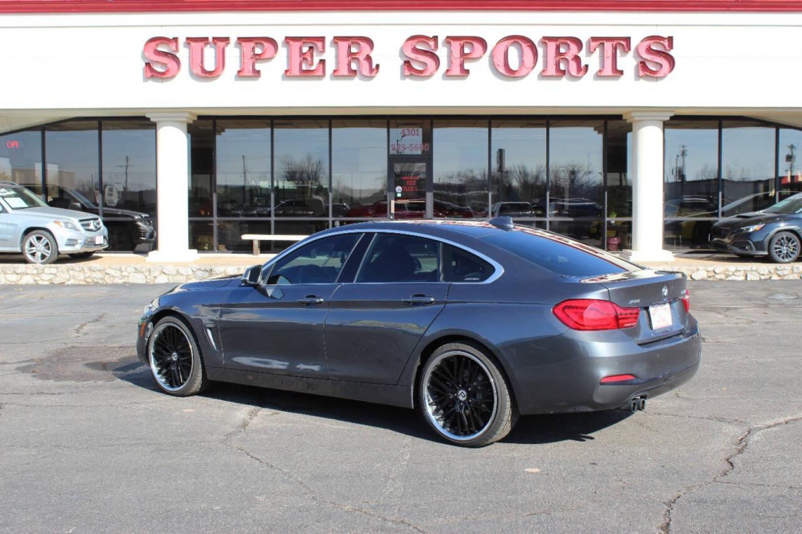 2018 Gray BMW 4 Series 430i xDrive (WBA4J3C56JB) with an 2.0L I4 Turbocharger 2.0L I4 engine, Automatic 8-Speed transmission, located at 4301 NW 39th , Oklahoma City, OK, 73112, (405) 949-5600, 35.512135, -97.598671- Photo#3