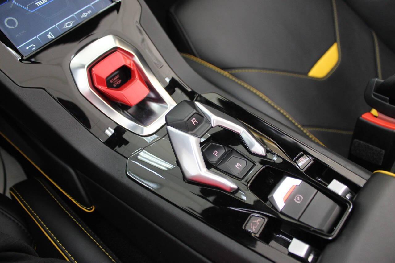 2021 Yellow Lamborghini Huracan EVO Spyder (ZHWUT5ZF0ML) with an 6.5L V12 DOHC 48V engine, 7A transmission, located at 4301 NW 39th , Oklahoma City, OK, 73112, (405) 949-5600, 35.512135, -97.598671 - PERSONAL VEHICLE LAST FEW YEARS. it's one of a wife's few possessions that are considered toys looks and drives brand new its a must see. My name is Josh, and I own dealerships and finance companies here in Oklahoma. I have 27 years of experience buying and selling all makes and models of vehi - Photo#6