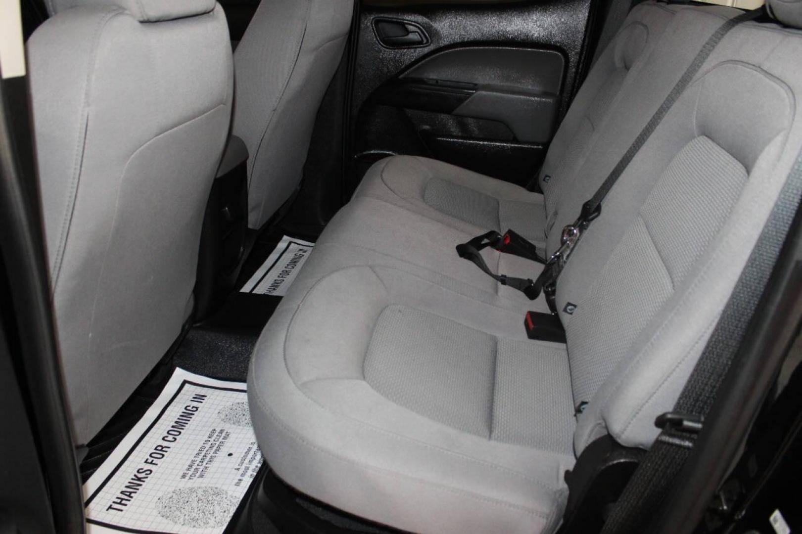 2019 Black Chevrolet Colorado Work Truck Crew Cab 2WD Short Box (1GCGSBEA8K1) with an 2.5L L4 DOHC 16V GAS engine, 6A transmission, located at 4301 NW 39th , Oklahoma City, OK, 73112, (405) 949-5600, 35.512135, -97.598671 - NO DRIVERS LICENCE NO-FULL COVERAGE INSURANCE-NO CREDIT CHECK. COME ON OVER TO SUPERSPORTS AND TAKE A LOOK AND TEST DRIVE. PLEASE GIVE US A CALL AT (405) 949-5600 . NO LICENSIA DE MANEJAR- NO SEGURO DE COBERTURA TOTAL- NO VERIFICACCION DE CREDITO. POR FAVOR VENGAN A SUPERSPORTS, ECHE UN - Photo#13