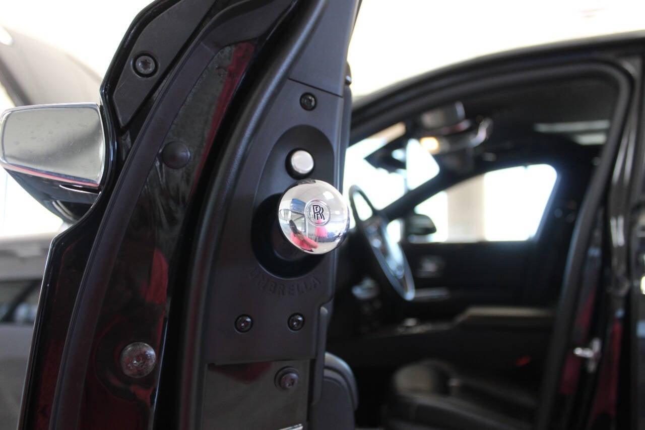 2019 Black Rolls-Royce Ghost Sedan (SCA664S54KU) with an 6.6L V12 Twin Turbocharger 6.6L V12 engine, Automatic 8-Speed transmission, located at 4301 NW 39th , Oklahoma City, OK, 73112, (405) 949-5600, 35.512135, -97.598671 - PERSONAL VEHICLE LAST FEW YEARS. it's one of a wife's few possessions that are considered toys looks and drives brand new its a must see. My name is Josh, and I own dealerships and finance companies here in Oklahoma. I have 27 years of experience buying and selling all makes and models of vehi - Photo#21