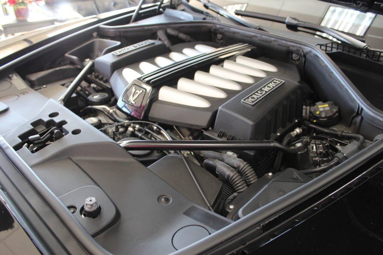 2019 Black Rolls-Royce Ghost Sedan (SCA664S54KU) with an 6.6L V12 Twin Turbocharger 6.6L V12 engine, Automatic 8-Speed transmission, located at 4301 NW 39th , Oklahoma City, OK, 73112, (405) 949-5600, 35.512135, -97.598671 - PERSONAL VEHICLE LAST FEW YEARS. it's one of a wife's few possessions that are considered toys looks and drives brand new its a must see. My name is Josh, and I own dealerships and finance companies here in Oklahoma. I have 27 years of experience buying and selling all makes and models of vehi- Photo#23