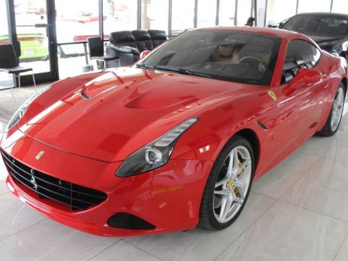 2016 Ferrari California T Base 2dr Convertible