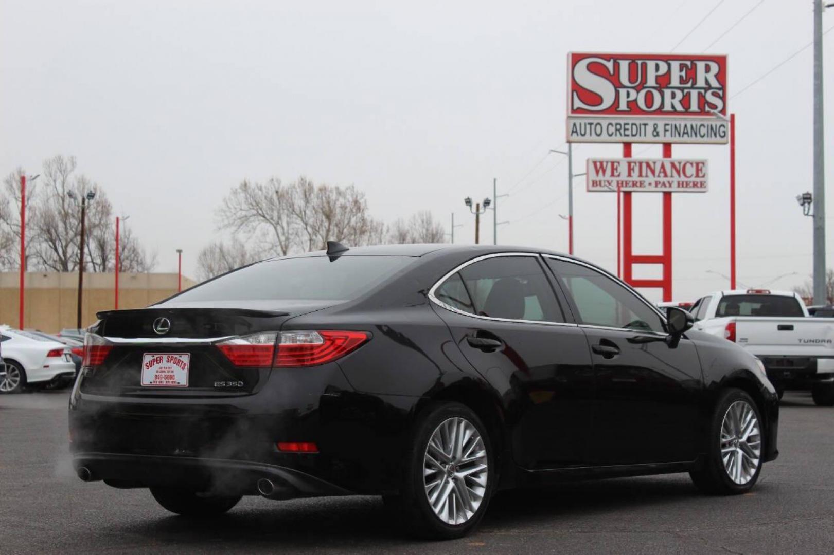 2015 Black Lexus ES 350 Sedan (JTHBK1GGXF2) with an 3.5L V6 DOHC 24V engine, 6-Speed Automatic transmission, located at 4301 NW 39th , Oklahoma City, OK, 73112, (405) 949-5600, 35.512135, -97.598671 - NO DRIVERS LICENCE NO-FULL COVERAGE INSURANCE-NO CREDIT CHECK. COME ON OVER TO SUPERSPORTS AND TAKE A LOOK AND TEST DRIVE. PLEASE GIVE US A CALL AT (405) 949-5600. NO LICENSIA DE MANEJAR- NO SEGURO DE COBERTURA TOTAL- NO VERIFICACCION DE CREDITO. POR FAVOR VENGAN A SUPERSPORTS, ECHE UN - Photo#4