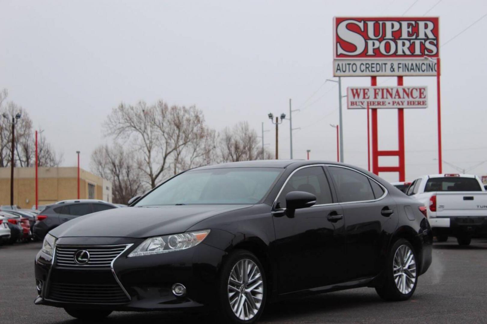 2015 Black Lexus ES 350 Sedan (JTHBK1GGXF2) with an 3.5L V6 DOHC 24V engine, 6-Speed Automatic transmission, located at 4301 NW 39th , Oklahoma City, OK, 73112, (405) 949-5600, 35.512135, -97.598671 - NO DRIVERS LICENCE NO-FULL COVERAGE INSURANCE-NO CREDIT CHECK. COME ON OVER TO SUPERSPORTS AND TAKE A LOOK AND TEST DRIVE. PLEASE GIVE US A CALL AT (405) 949-5600. NO LICENSIA DE MANEJAR- NO SEGURO DE COBERTURA TOTAL- NO VERIFICACCION DE CREDITO. POR FAVOR VENGAN A SUPERSPORTS, ECHE UN - Photo#7