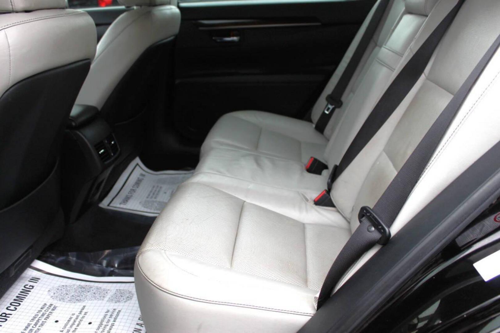 2015 Black Lexus ES 350 Sedan (JTHBK1GGXF2) with an 3.5L V6 DOHC 24V engine, 6-Speed Automatic transmission, located at 4301 NW 39th , Oklahoma City, OK, 73112, (405) 949-5600, 35.512135, -97.598671 - NO DRIVERS LICENCE NO-FULL COVERAGE INSURANCE-NO CREDIT CHECK. COME ON OVER TO SUPERSPORTS AND TAKE A LOOK AND TEST DRIVE. PLEASE GIVE US A CALL AT (405) 949-5600. NO LICENSIA DE MANEJAR- NO SEGURO DE COBERTURA TOTAL- NO VERIFICACCION DE CREDITO. POR FAVOR VENGAN A SUPERSPORTS, ECHE UN - Photo#13