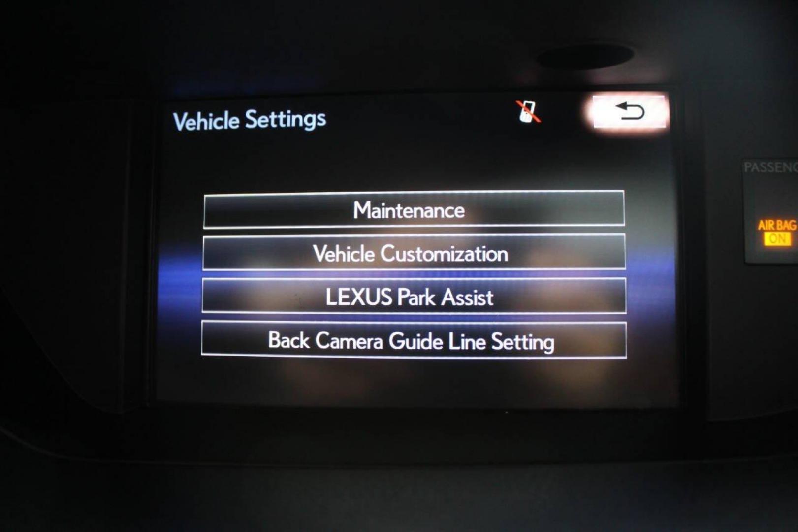 2015 Black Lexus ES 350 Sedan (JTHBK1GGXF2) with an 3.5L V6 DOHC 24V engine, 6-Speed Automatic transmission, located at 4301 NW 39th , Oklahoma City, OK, 73112, (405) 949-5600, 35.512135, -97.598671 - NO DRIVERS LICENCE NO-FULL COVERAGE INSURANCE-NO CREDIT CHECK. COME ON OVER TO SUPERSPORTS AND TAKE A LOOK AND TEST DRIVE. PLEASE GIVE US A CALL AT (405) 949-5600. NO LICENSIA DE MANEJAR- NO SEGURO DE COBERTURA TOTAL- NO VERIFICACCION DE CREDITO. POR FAVOR VENGAN A SUPERSPORTS, ECHE UN - Photo#23