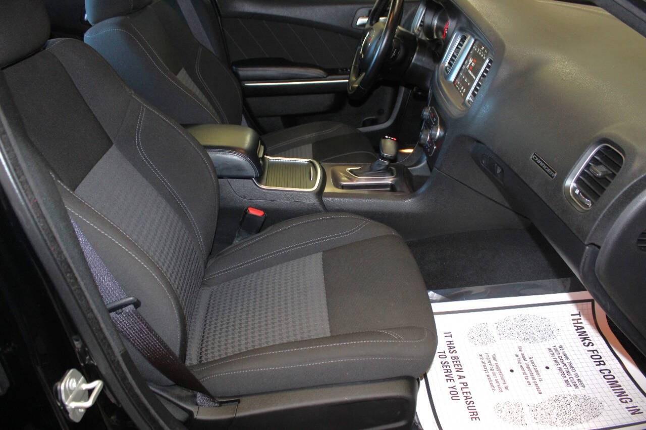 2023 Black Dodge Charger SXT (2C3CDXBG5PH) with an 3.6L V6 3.6L V6 engine, Automatic 8-Speed transmission, located at 4301 NW 39th , Oklahoma City, OK, 73112, (405) 949-5600, 35.512135, -97.598671 - Hablamos espanol. SPEND SMART --- BUY FROM SUPER SPORTS. ALL PRICES, DOWN PAYMENTS, PAYMENTS, AND FINANCE TERMS ARE NEGOTIABLE AT THE TIME OF APPROVAL. WE WILL WORK WITH YOU TO FIT YOUR BUDGET. WE WILL EVEN LOWER AND ADJUST THE NUMBERS TO HELP MAKE THE VE HICLE MORE AFFORDABLE FOR YOU.- Photo#8