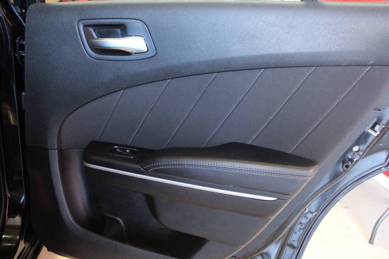 2023 Black Dodge Charger SXT (2C3CDXBG5PH) with an 3.6L V6 3.6L V6 engine, Automatic 8-Speed transmission, located at 4301 NW 39th , Oklahoma City, OK, 73112, (405) 949-5600, 35.512135, -97.598671 - Hablamos espanol. SPEND SMART --- BUY FROM SUPER SPORTS. ALL PRICES, DOWN PAYMENTS, PAYMENTS, AND FINANCE TERMS ARE NEGOTIABLE AT THE TIME OF APPROVAL. WE WILL WORK WITH YOU TO FIT YOUR BUDGET. WE WILL EVEN LOWER AND ADJUST THE NUMBERS TO HELP MAKE THE VE HICLE MORE AFFORDABLE FOR YOU.- Photo#11