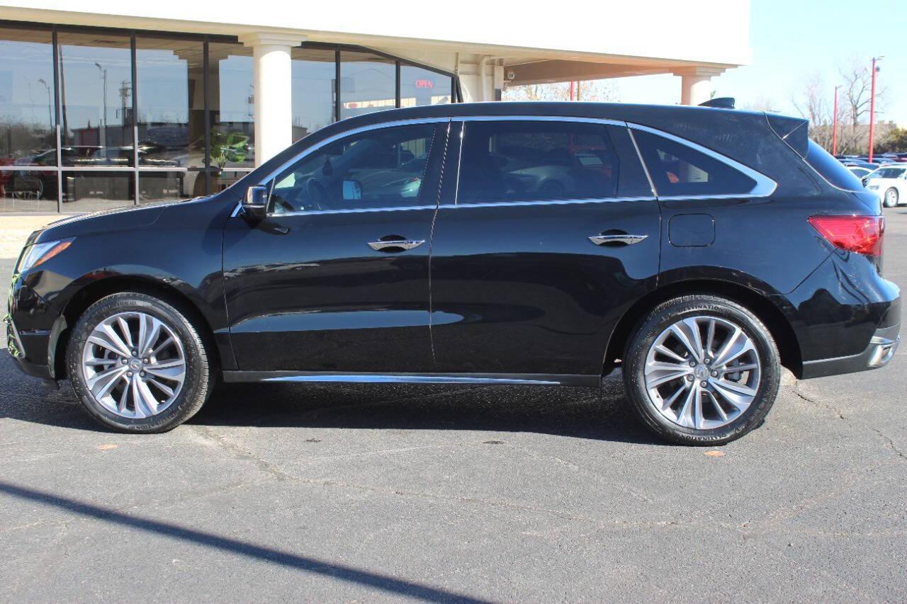 2018 Black Acura MDX SH-AWD 9-Spd AT w/Tech Package (5J8YD4H52JL) with an 3.5L V6 3.5L V6 engine, Automatic 9-Speed transmission, located at 4301 NW 39th , Oklahoma City, OK, 73112, (405) 949-5600, 35.512135, -97.598671 - NO DRIVERS LICENCE NO-FULL COVERAGE INSURANCE-NO CREDIT CHECK. COME ON OVER TO SUPERSPORTS AND TAKE A LOOK AND TEST DRIVE. PLEASE GIVE US A CALL AT (405) 949-5600. NO LICENSIA DE MANEJAR- NO SEGURO DE COBERTURA TOTAL- NO VERIFICACCION DE CREDITO. POR FAVOR VENGAN A SUPERSPORTS, ECHE UN - Photo#5